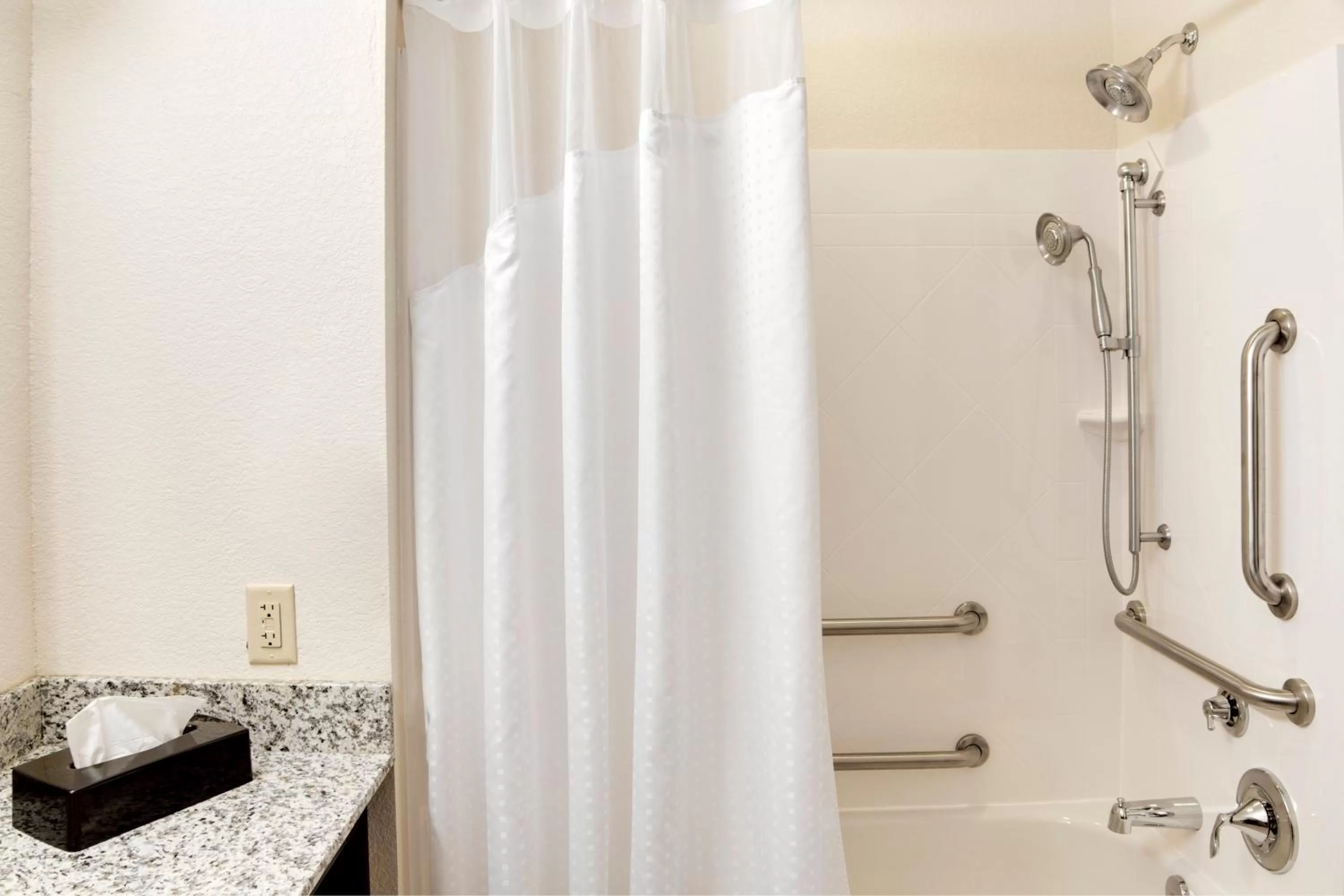 Bathroom in Holiday Inn Express & Suites Nevada by IHG