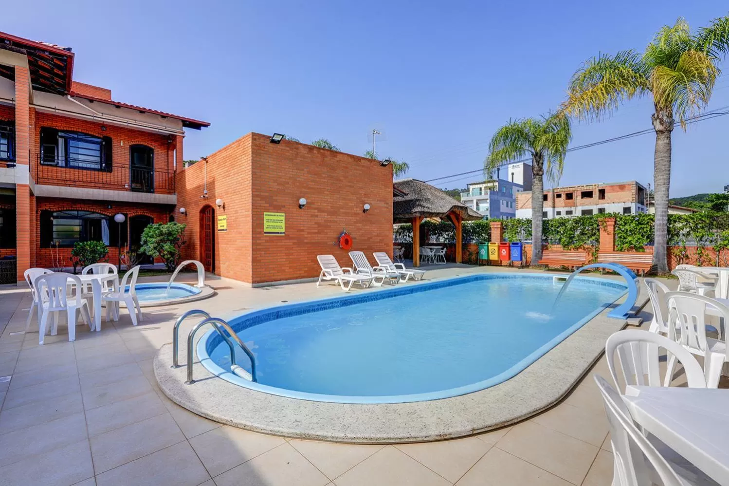 Swimming pool in Elite Hotel