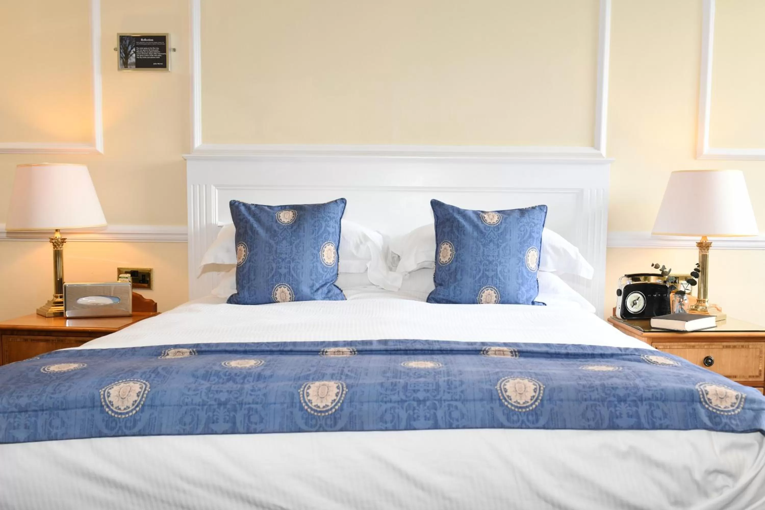 Bed in West Lodge Park