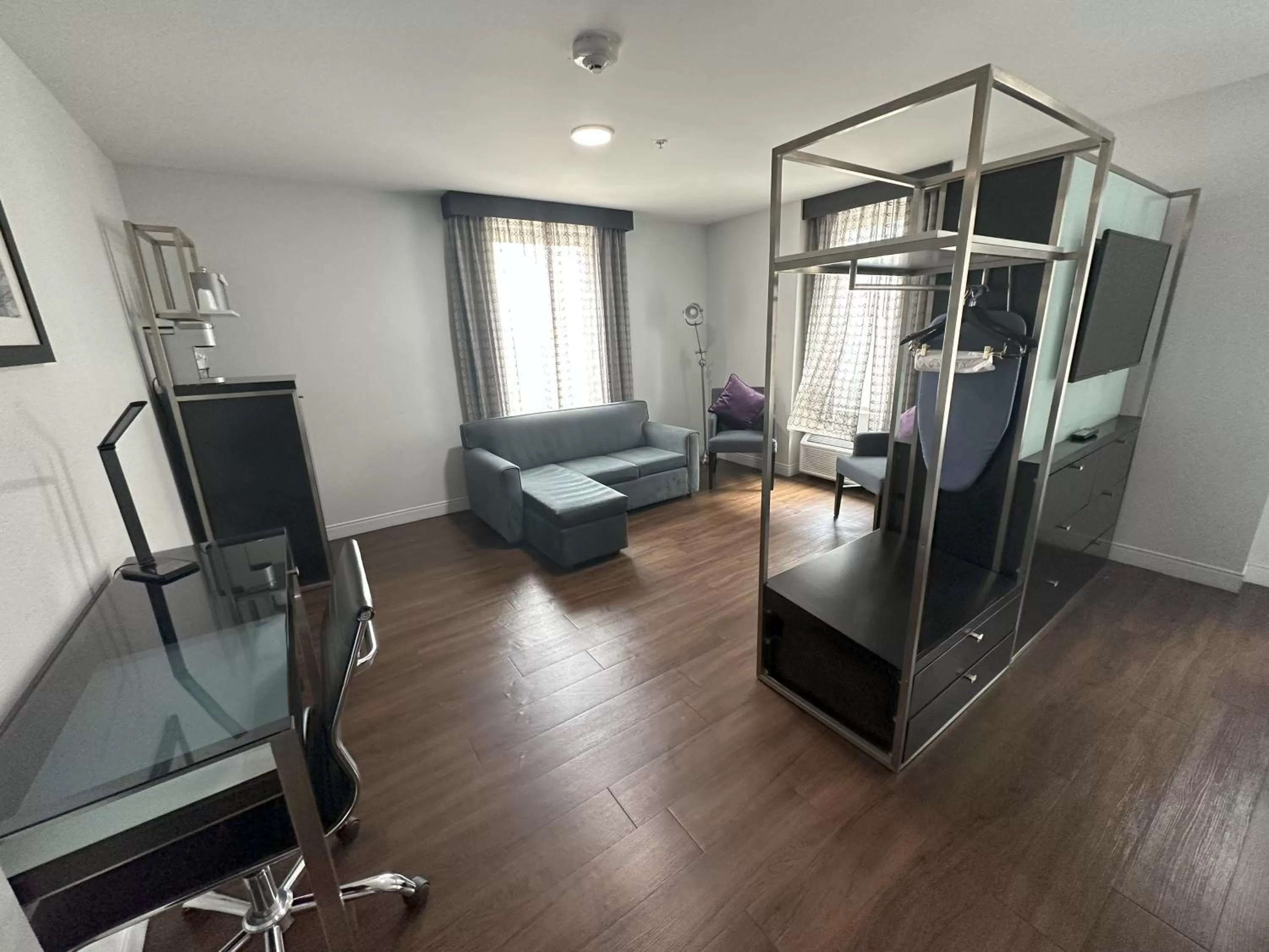 Bed in Holiday Inn Express - Dallas Downtown by IHG