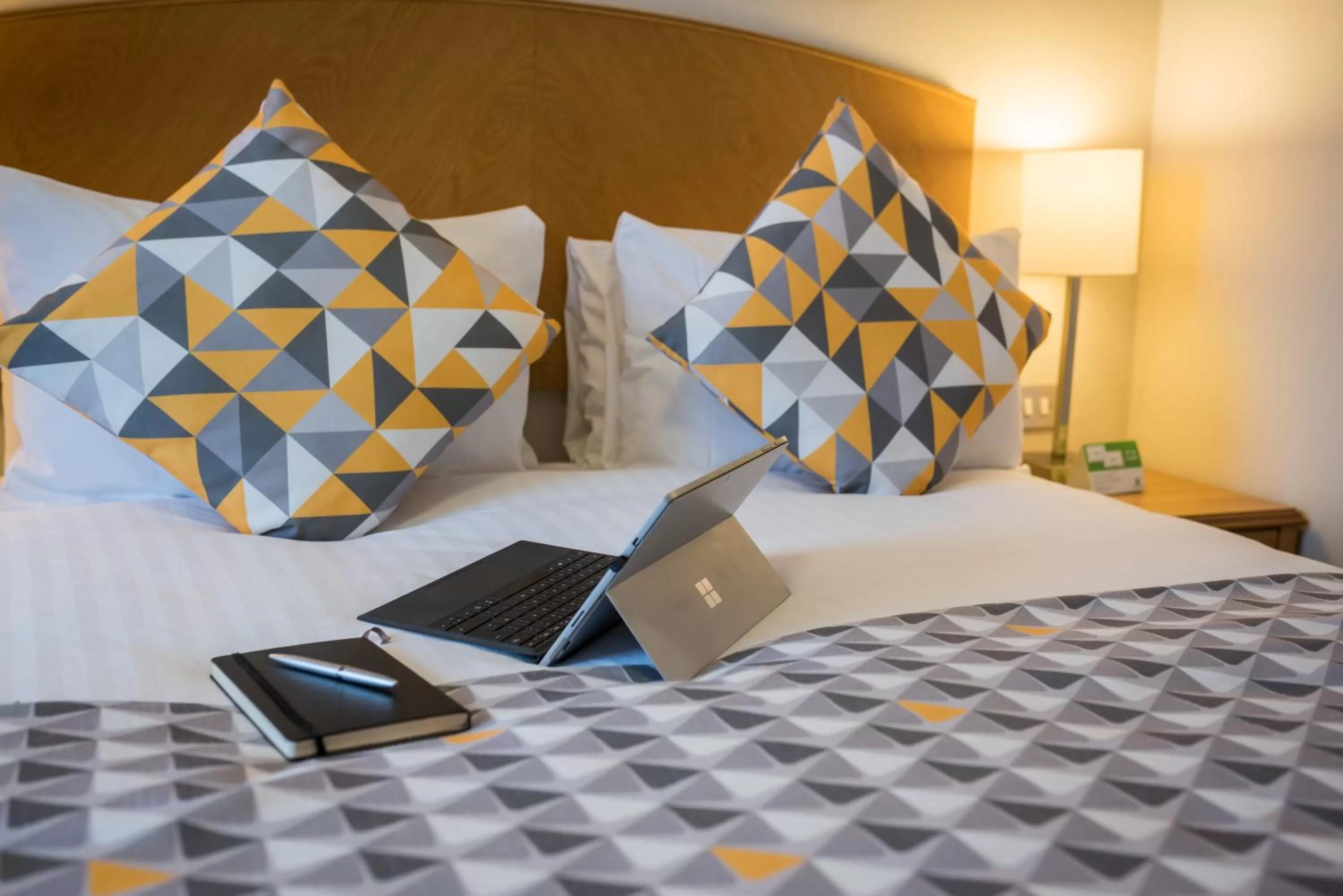 Photo of the whole room, Bed in Holiday Inn Manchester West by IHG