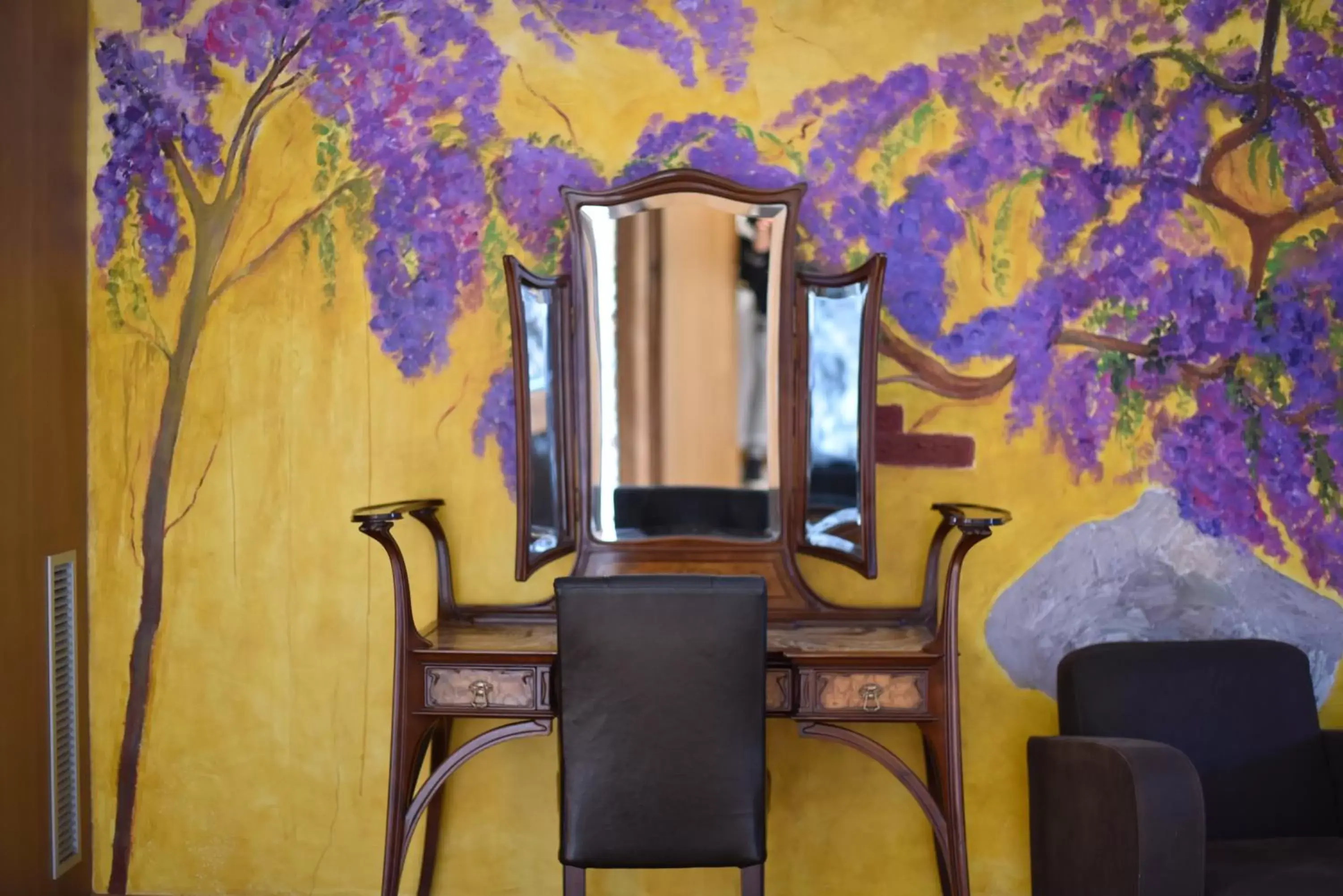 Suite - single occupancy in Hotel Moli De La Torre Suite - single occupancy in Hotel Moli De La Torre