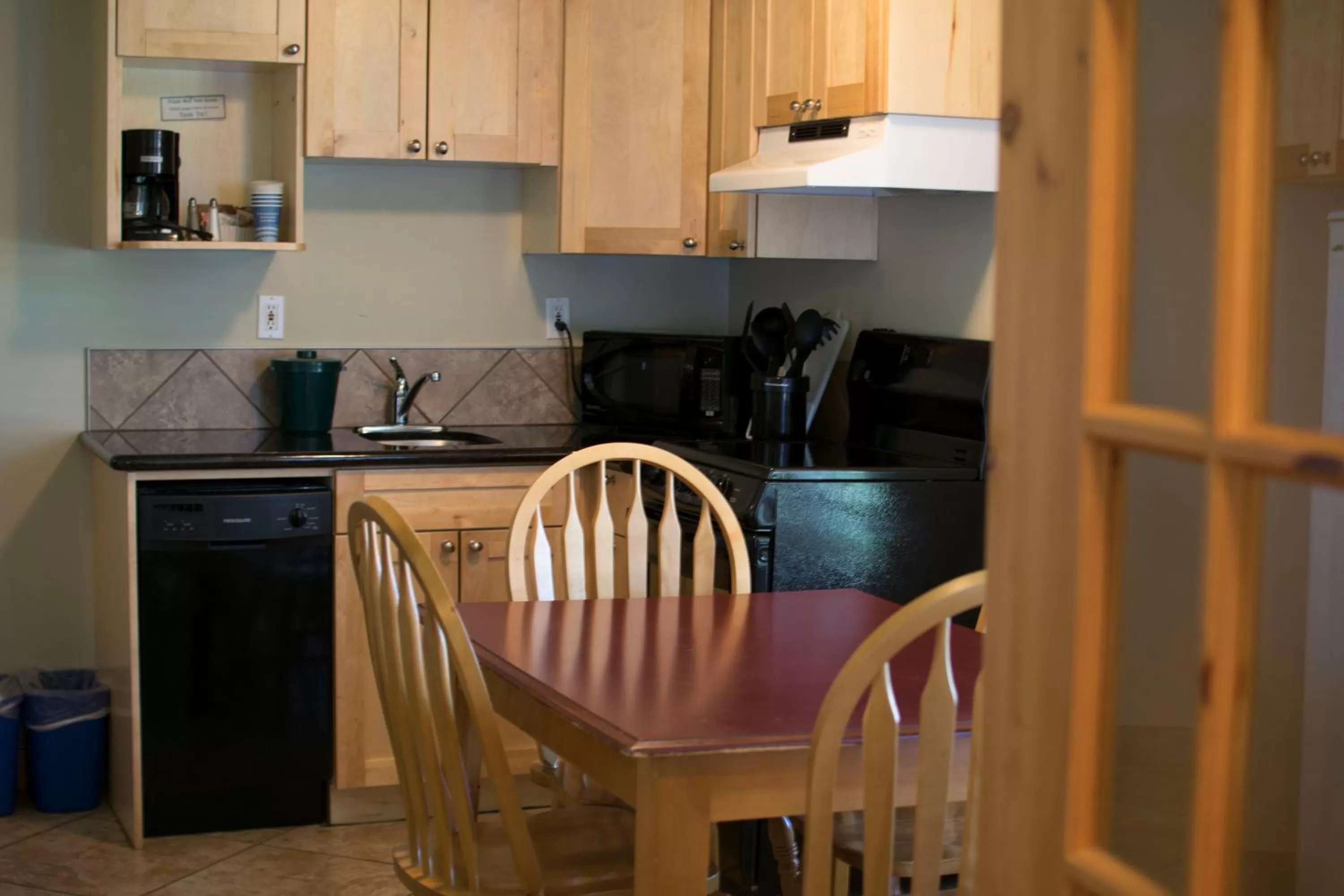Kitchen or kitchenette in Waterton Lakes Lodge Resort