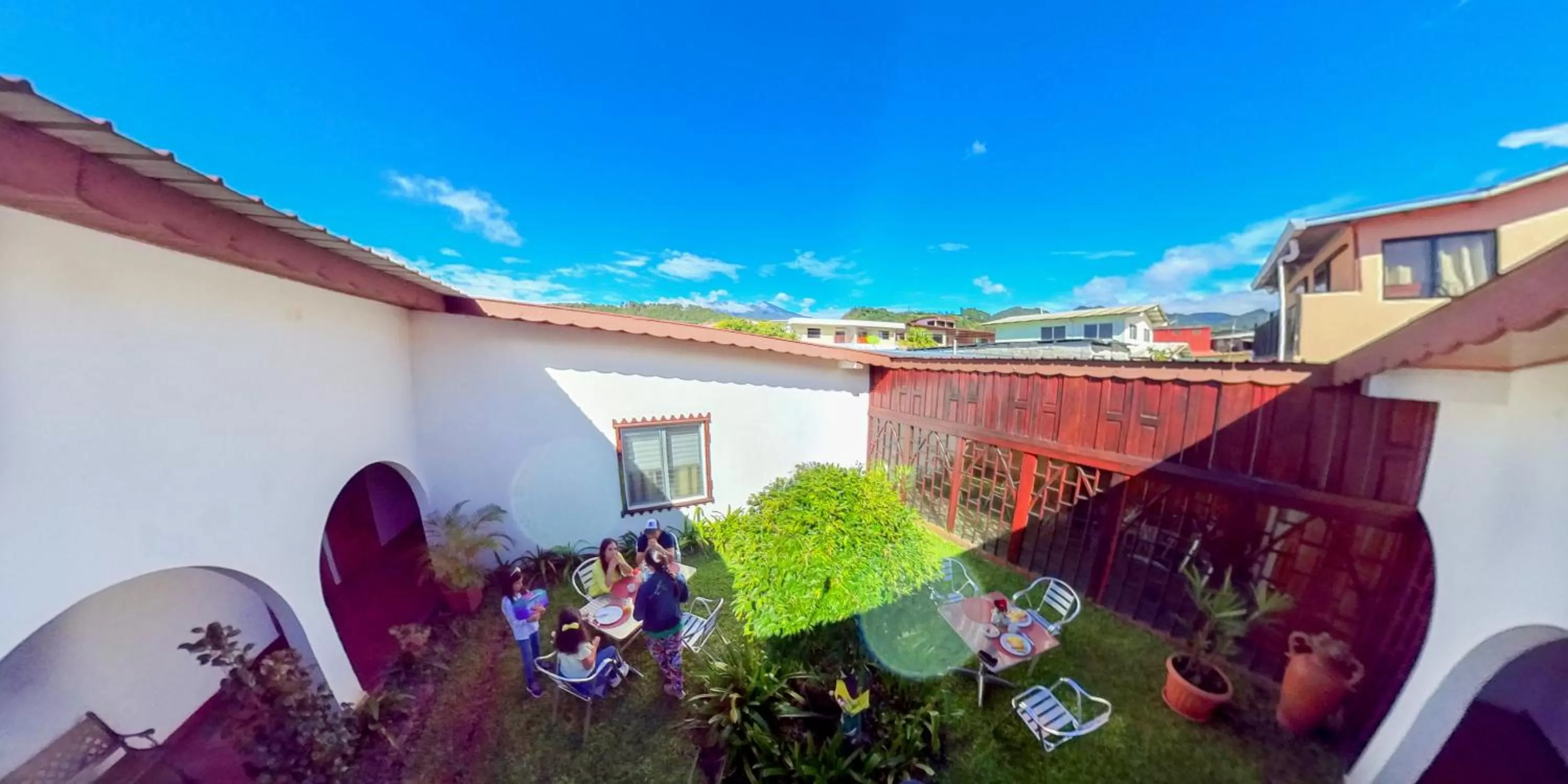 Patio in Hotel Rebequet