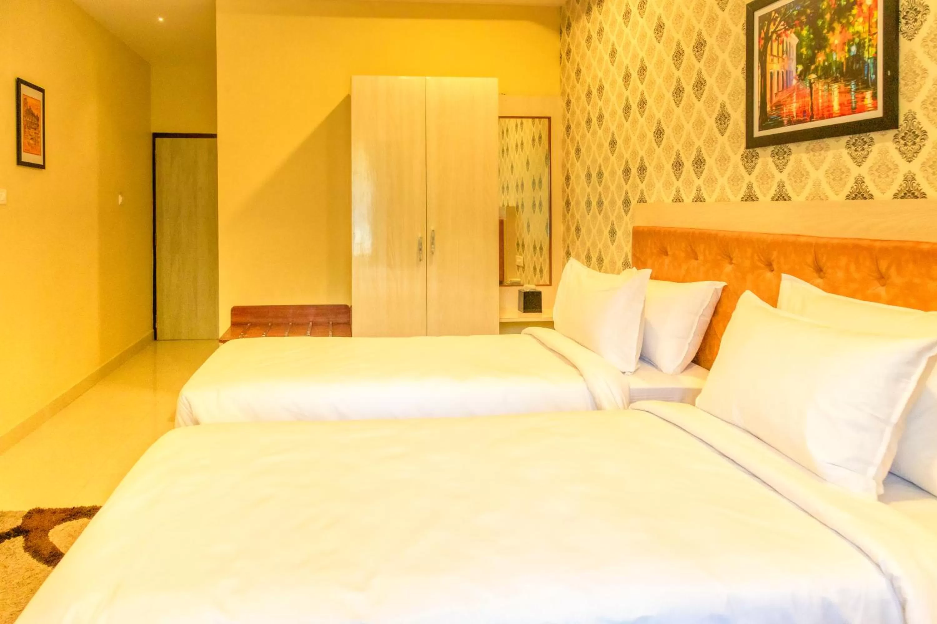 Bed in HOTEL ROYAL GRANDE