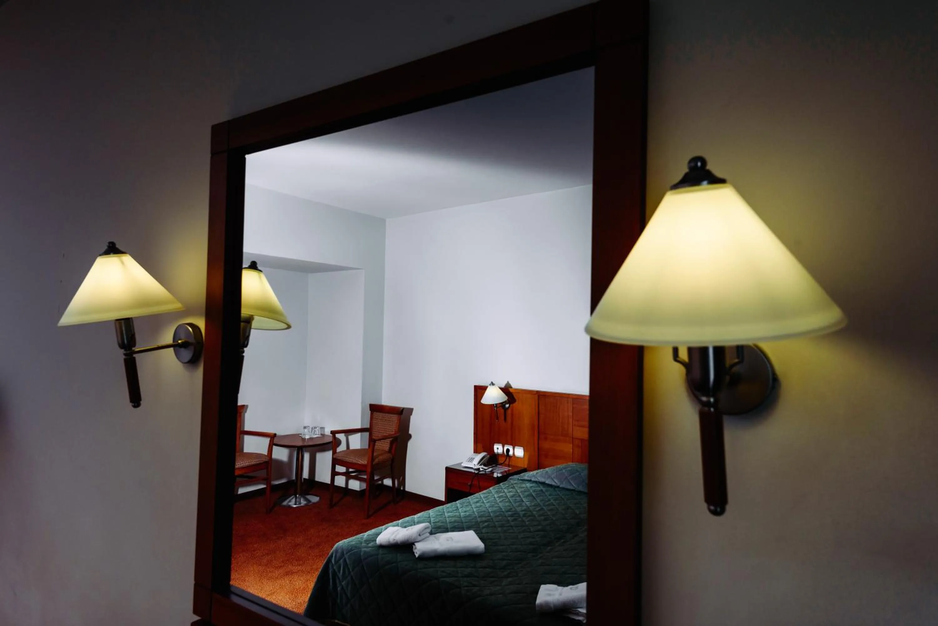 Bed in Athens Mirabello