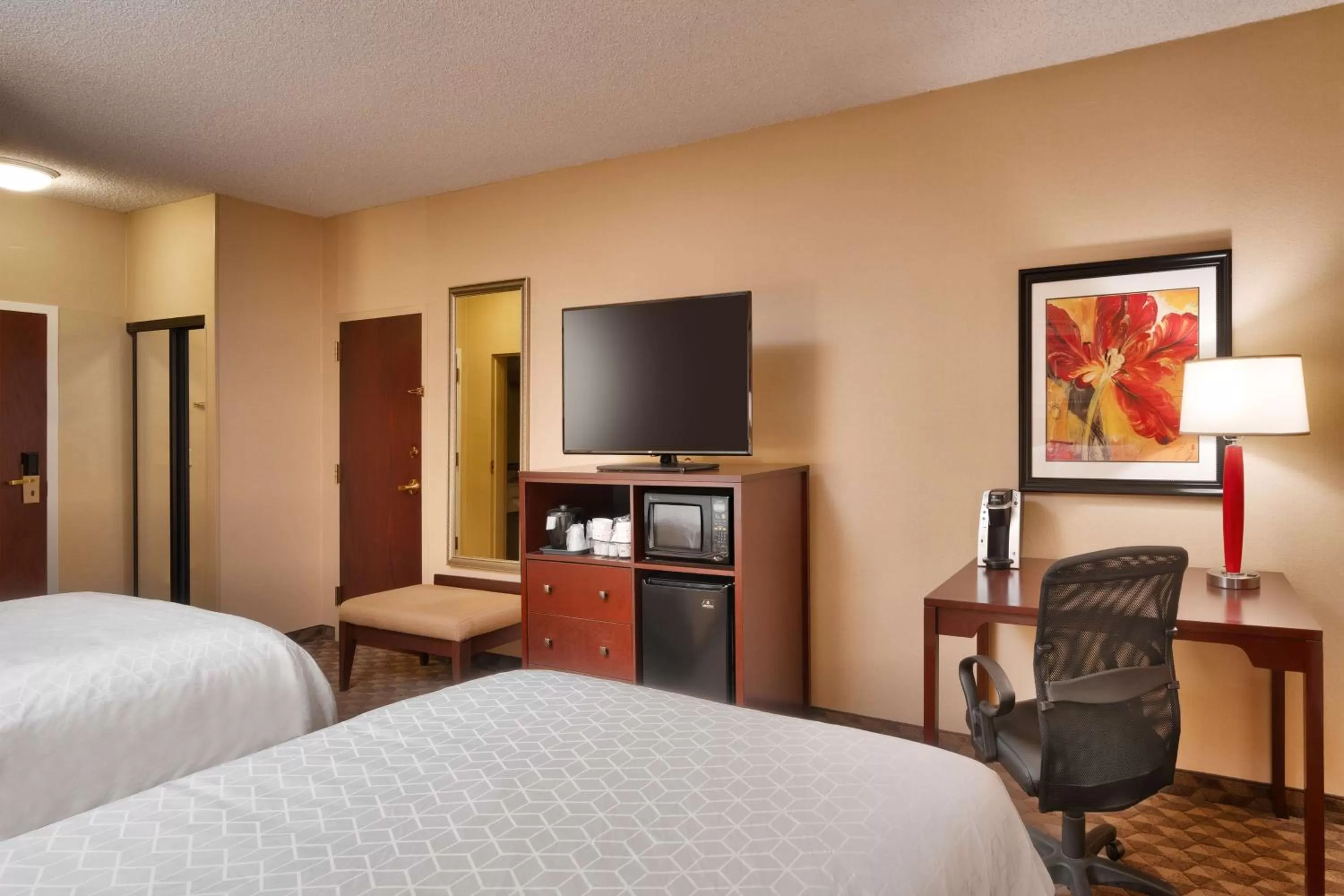 Photo of the whole room, Bed in Best Western Downtown Phoenix