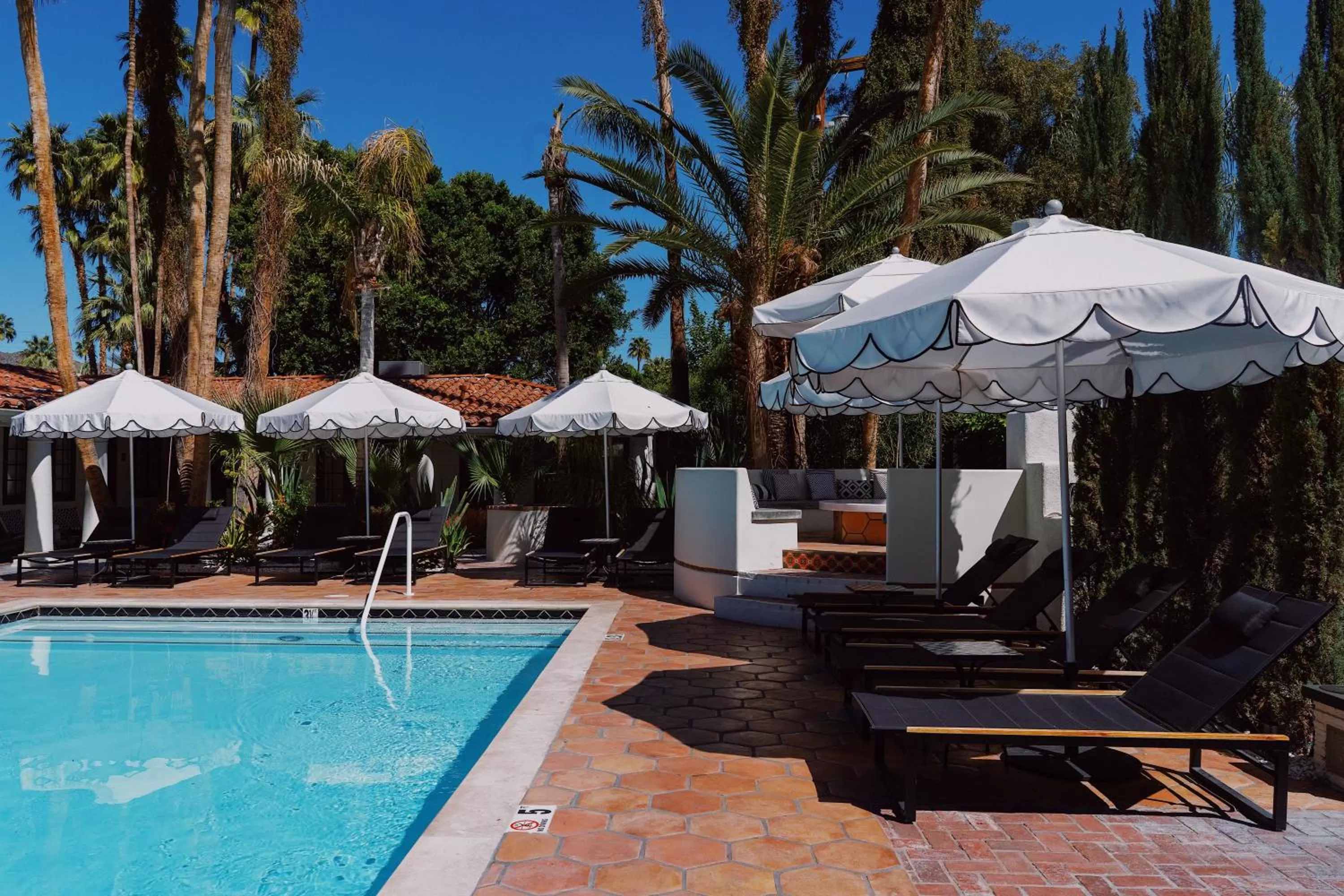 Pool view in Villa Royale