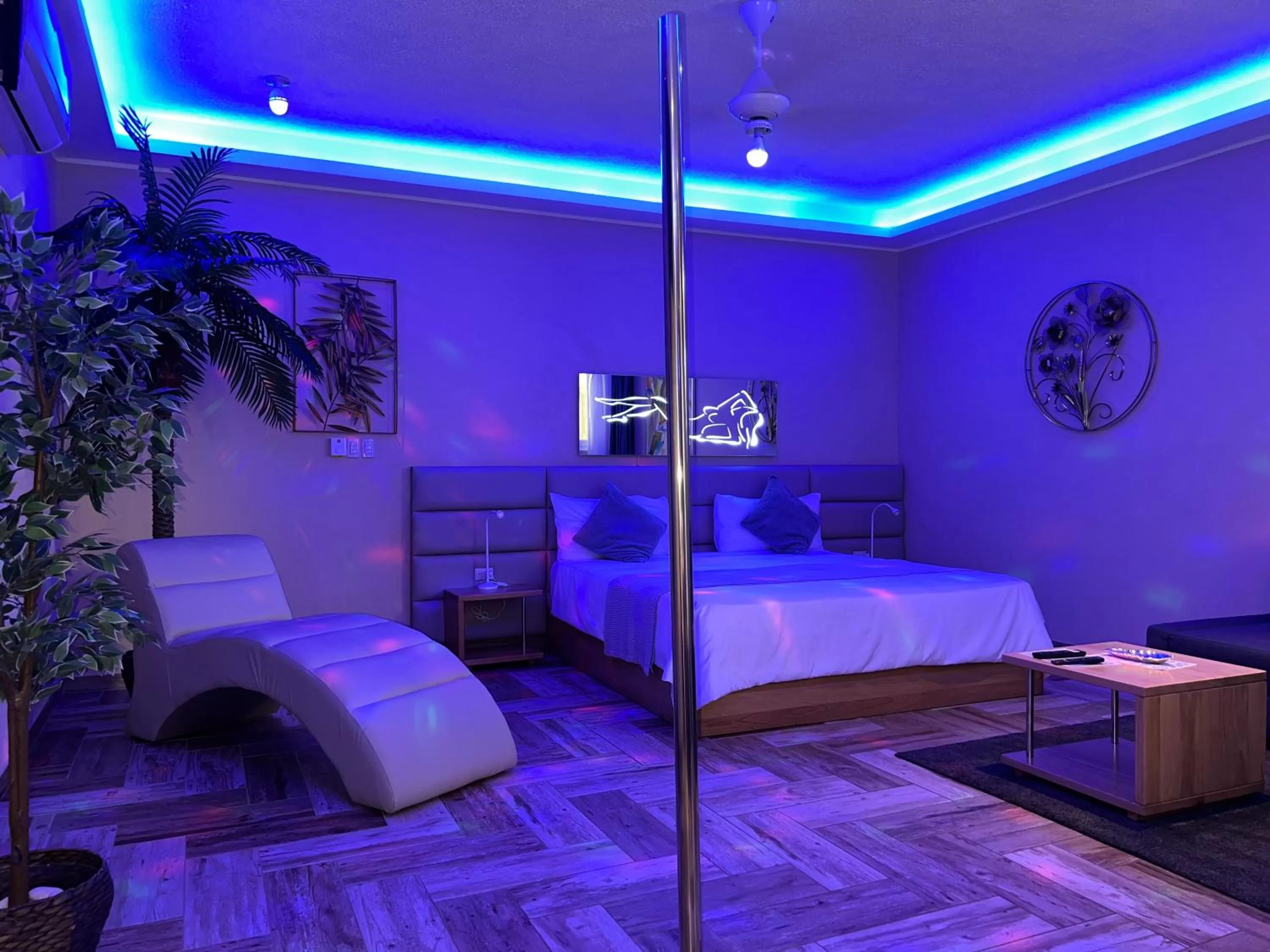 Suite with Pool View in Sosua Inn Hotel