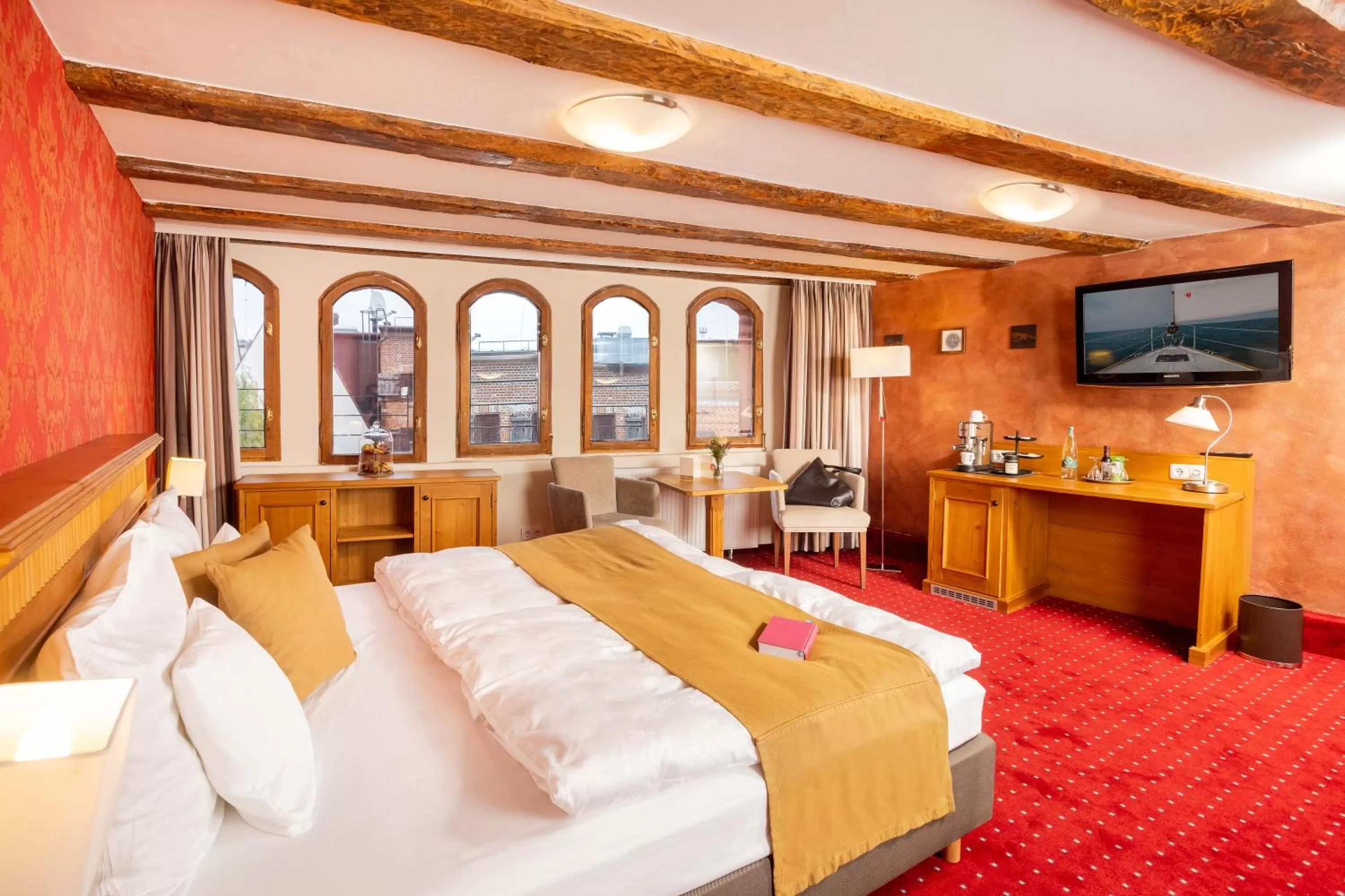 Bedroom in Romantik Hotel Scheelehof Stralsund