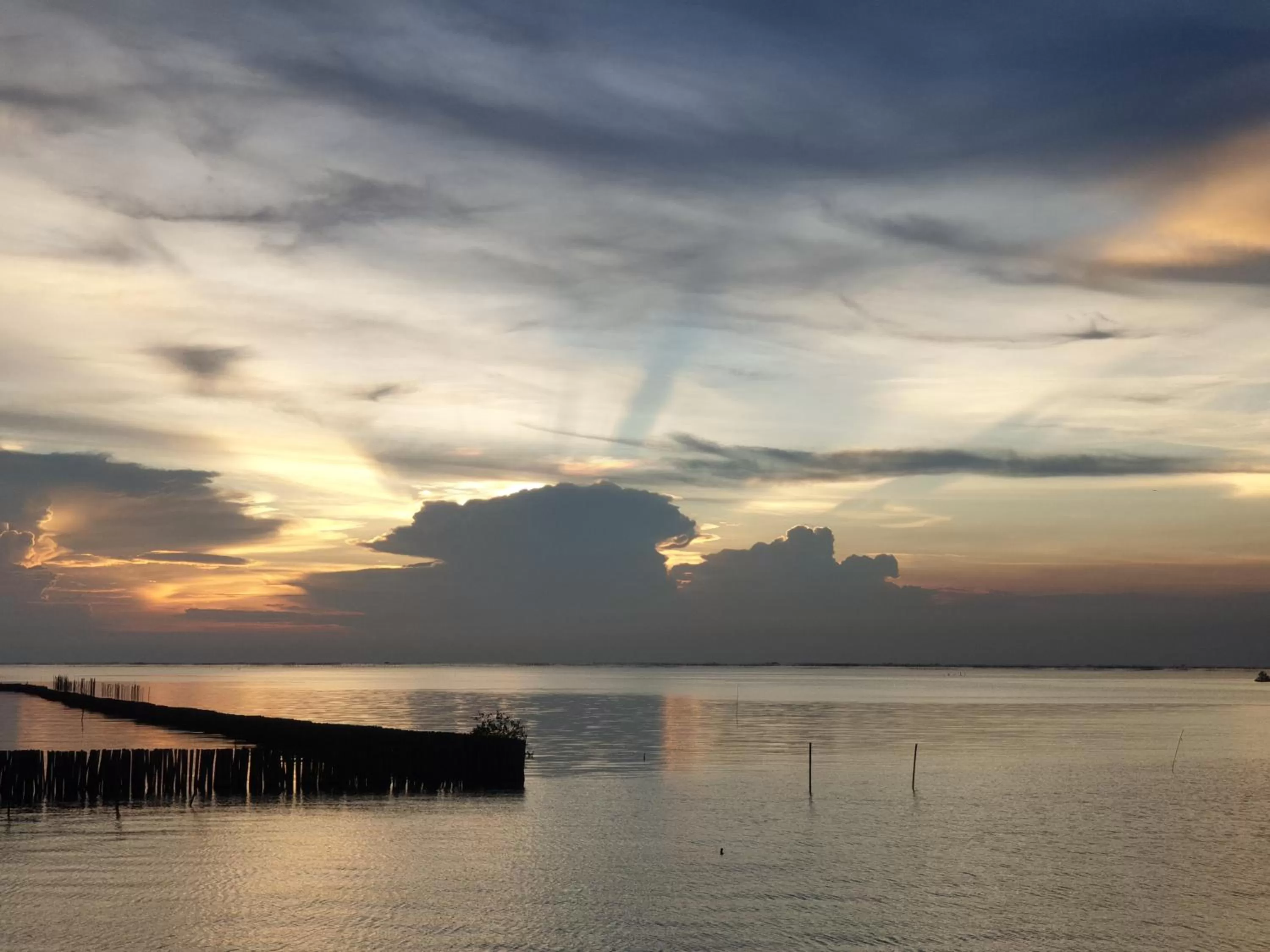 Sea view in โรงแรม ชาโตว์วิสต้า