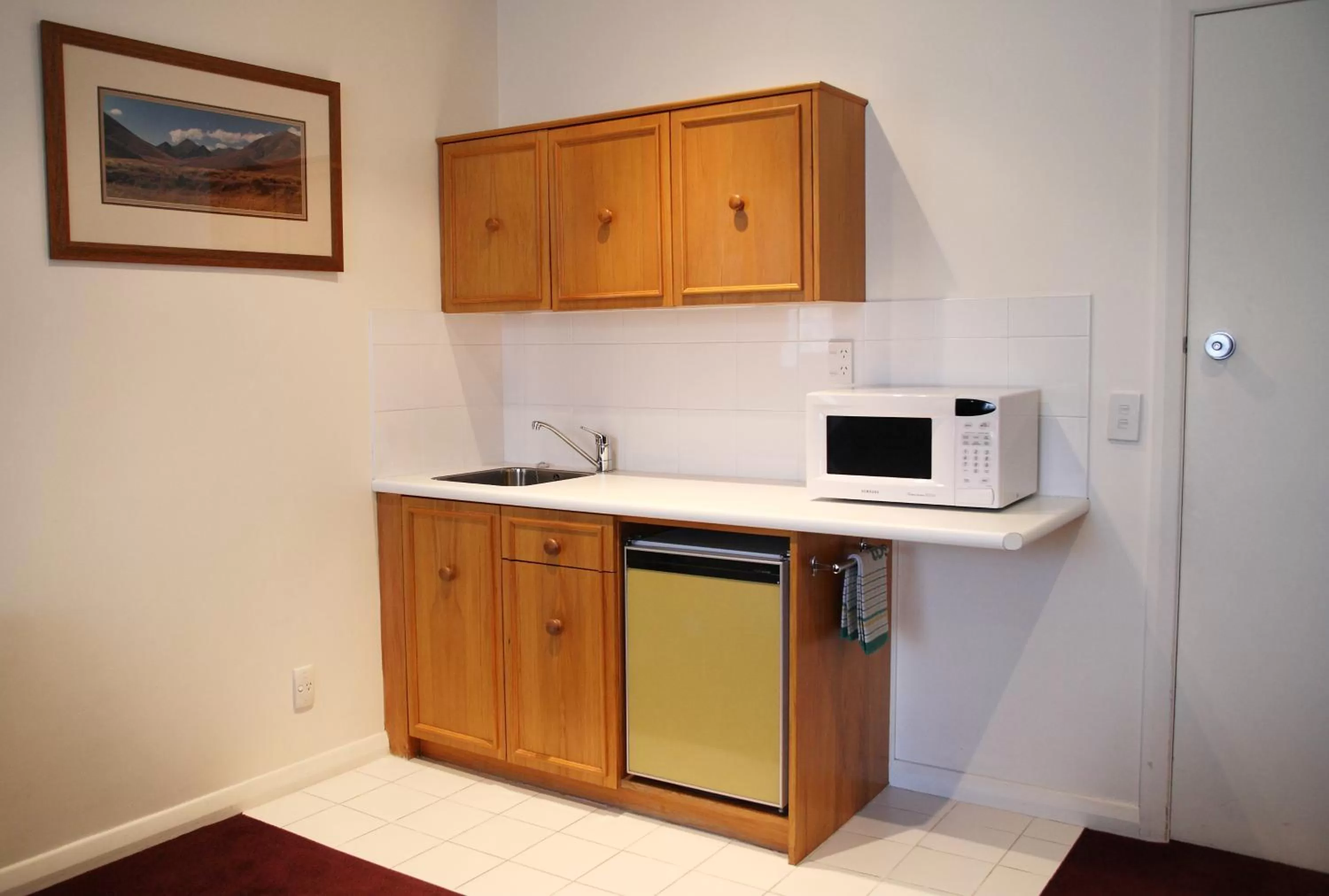 Kitchen or kitchenette in Wanaka Hotel