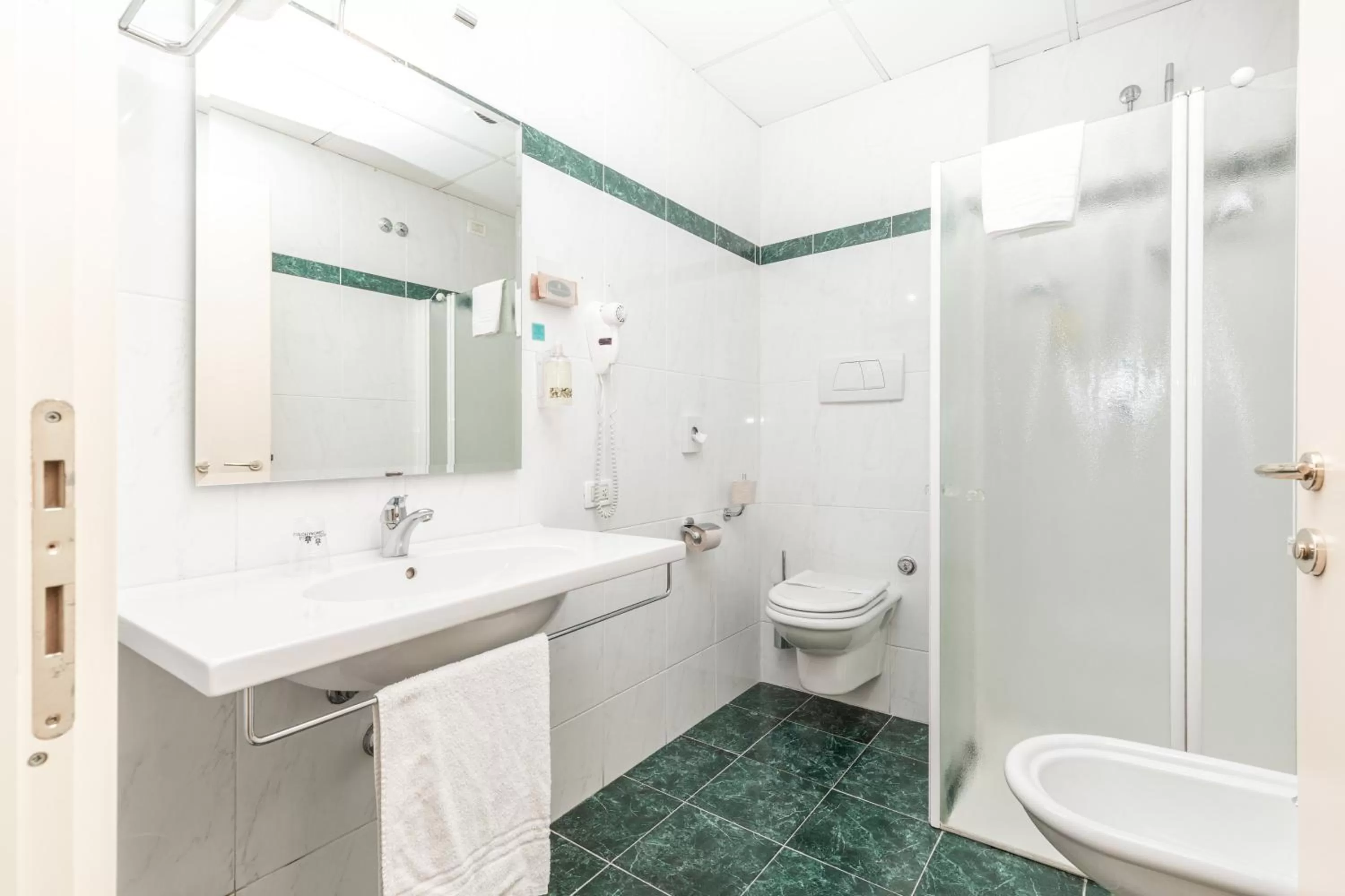 Bathroom in Hotel Impero