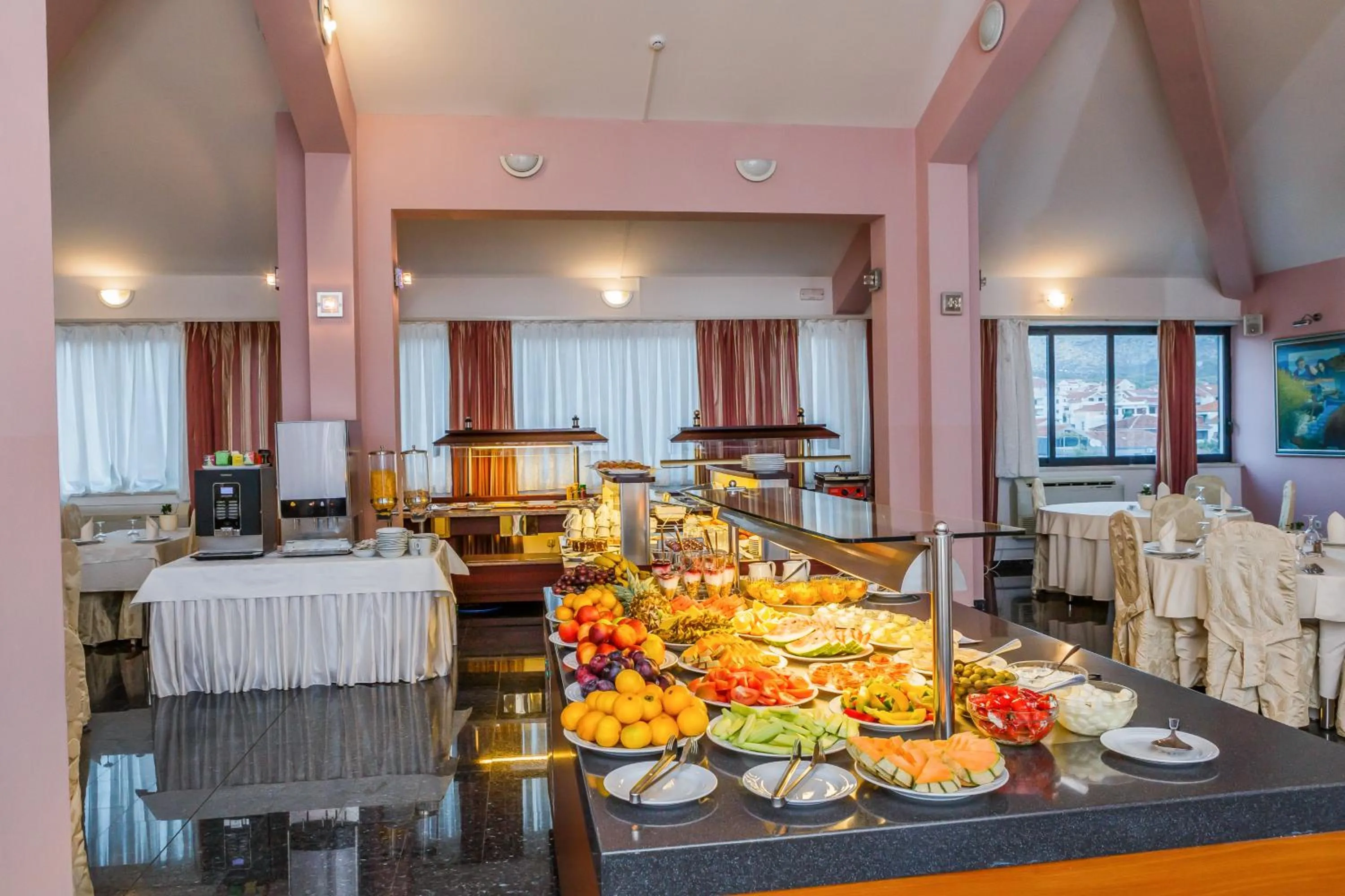 Restaurant/places to eat in Hotel Bellevue Trogir