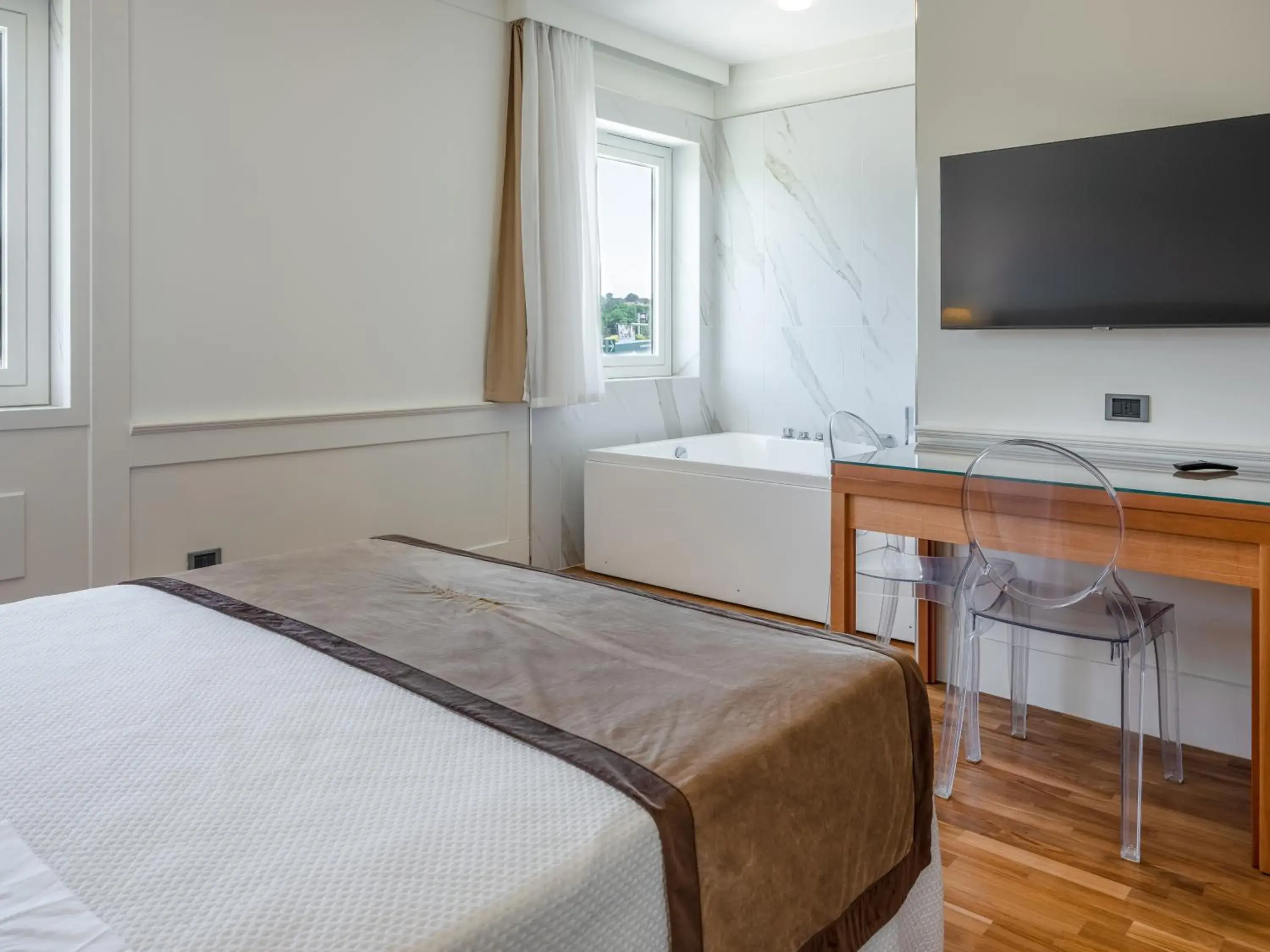 Junior Suite in Mirabella Hotel Junior Suite in Mirabella Hotel