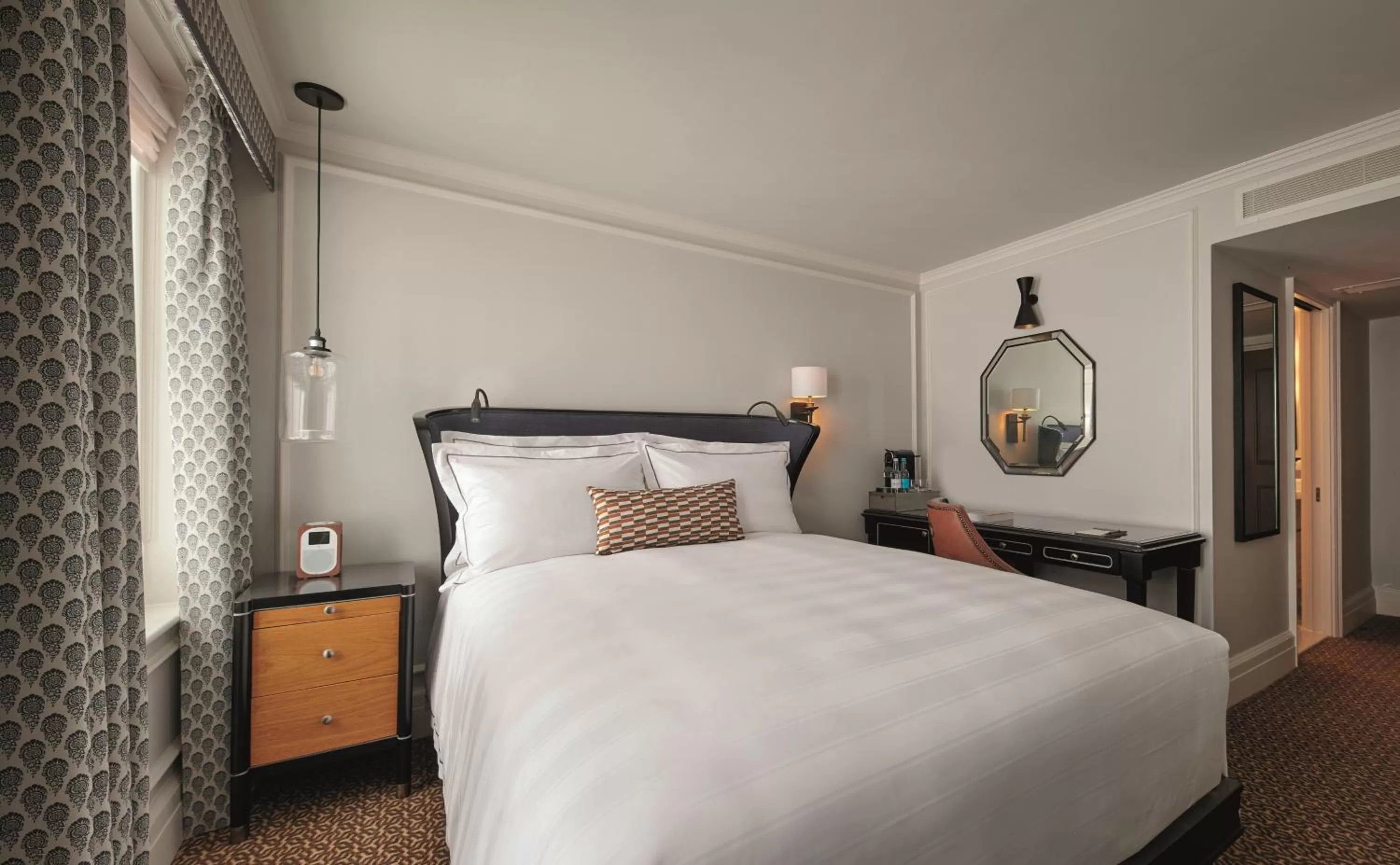 Photo of the whole room, Bed in Monkey Island Estate - Small Luxury Hotels of the World