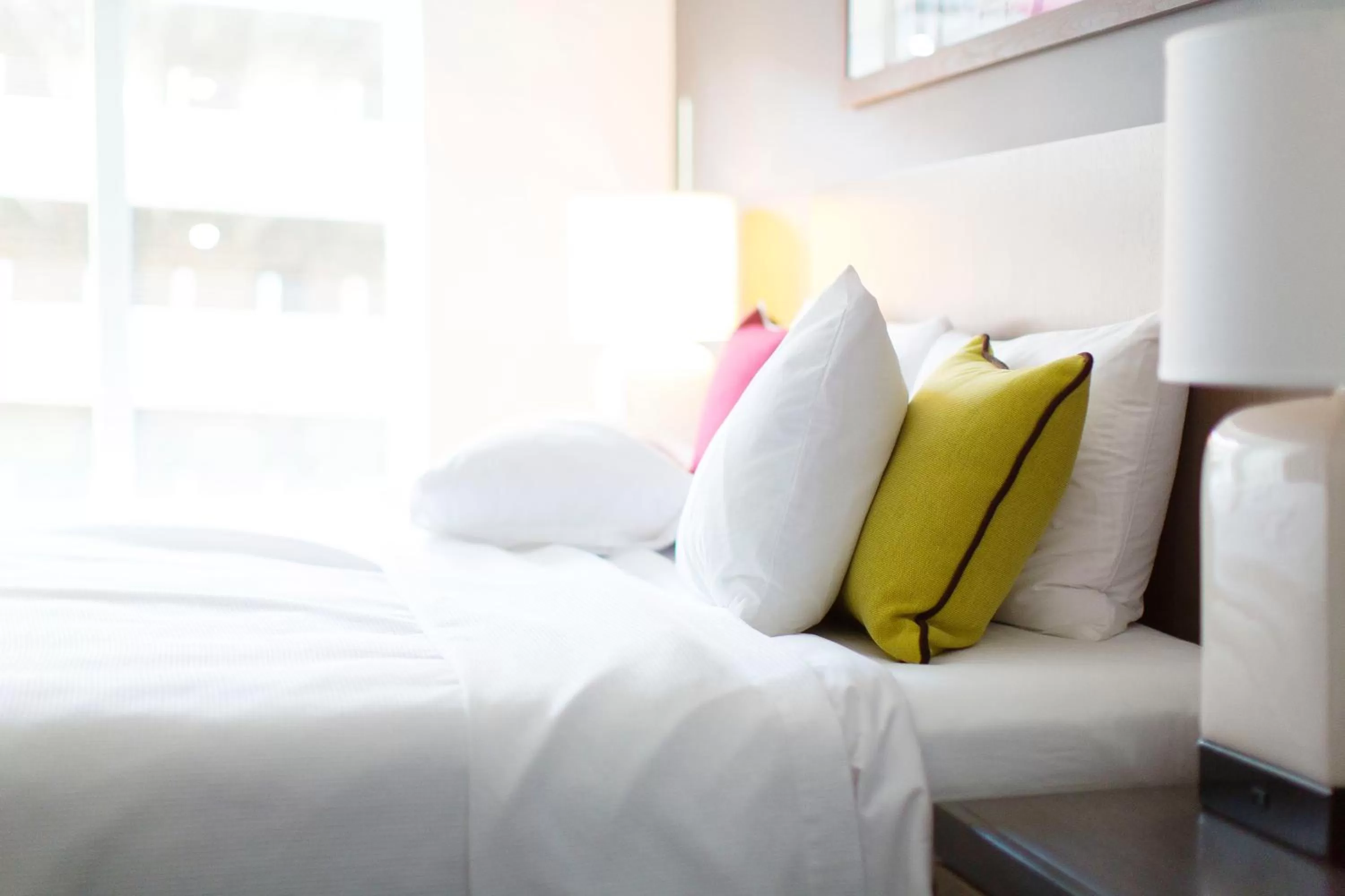 King Studio with Accessible Tub - Disability Access in Hyatt House Dallas / Frisco