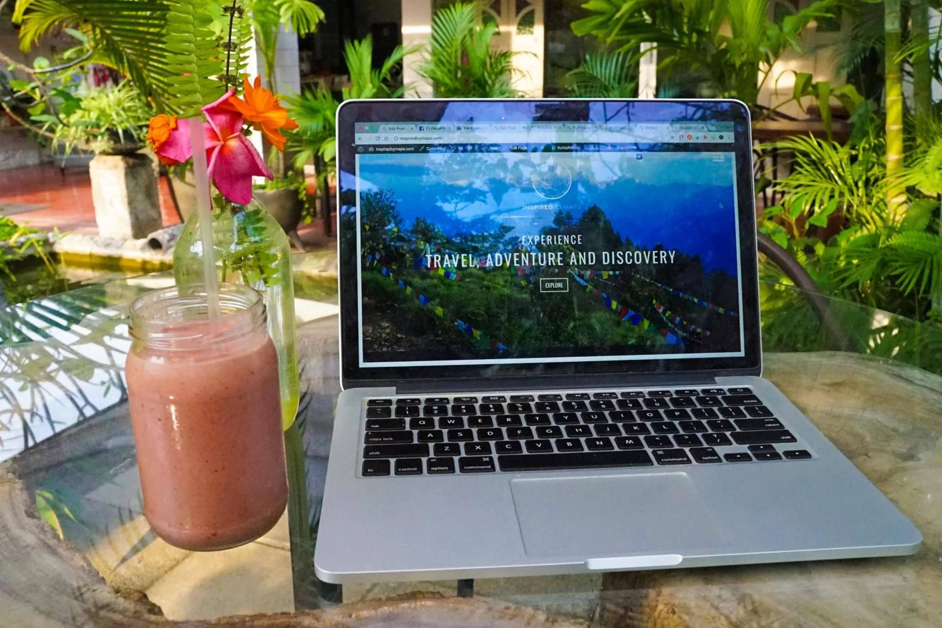 Restaurant/places to eat in Cinco Hotel B&B