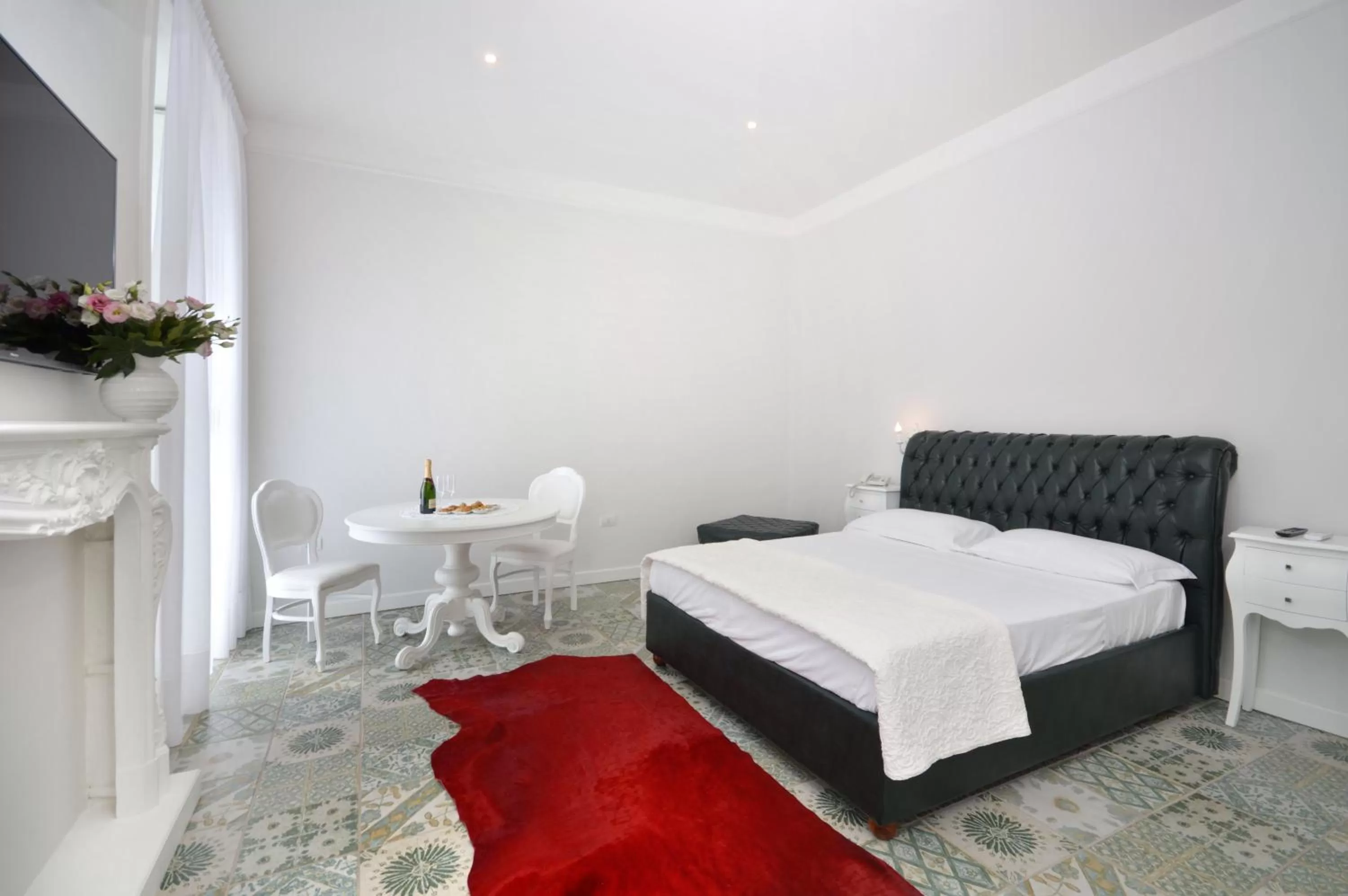 Photo of the whole room, Bed in Barbarella Home