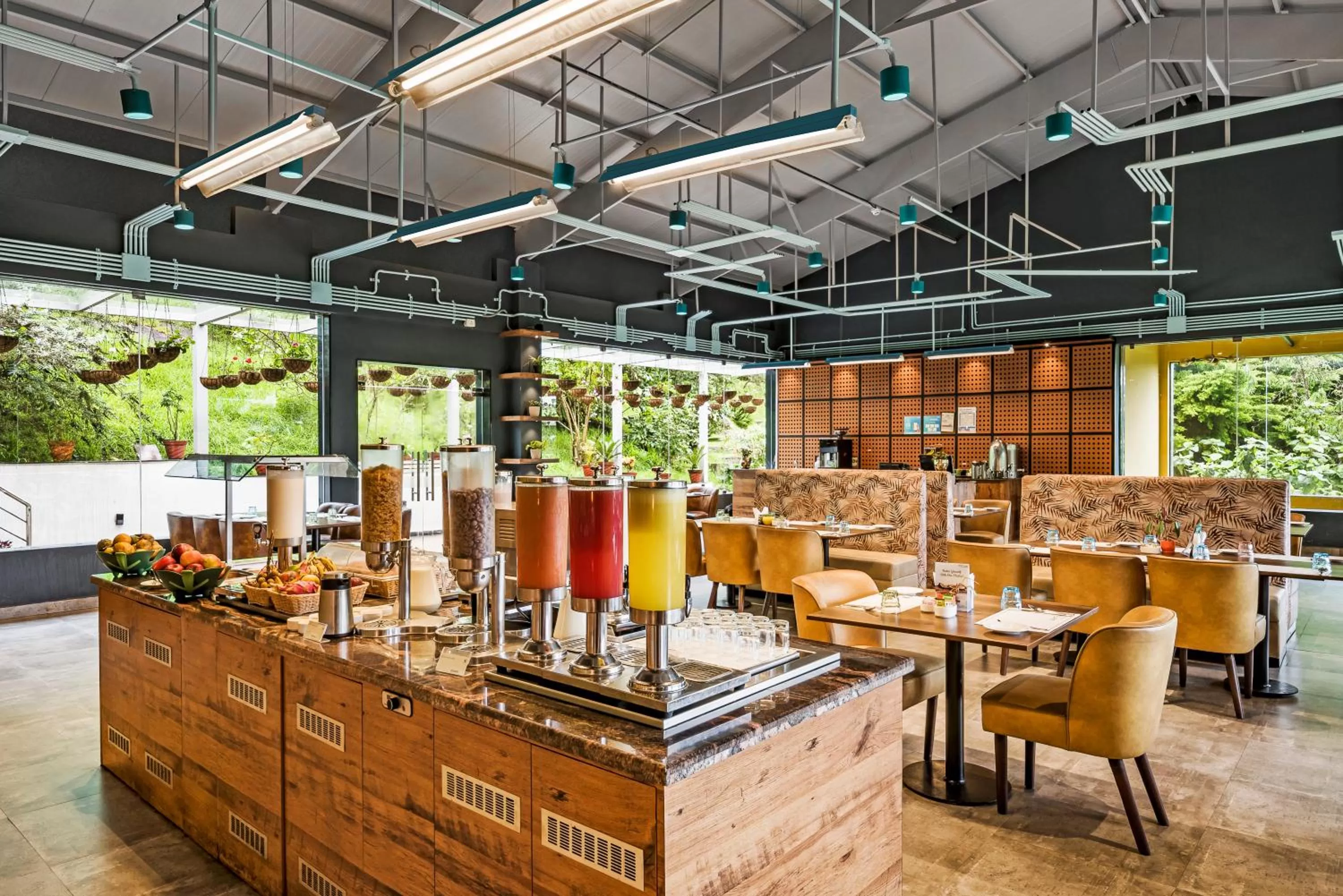 Restaurant/places to eat in GReaT Trails Kodaikanal by GRT Hotels