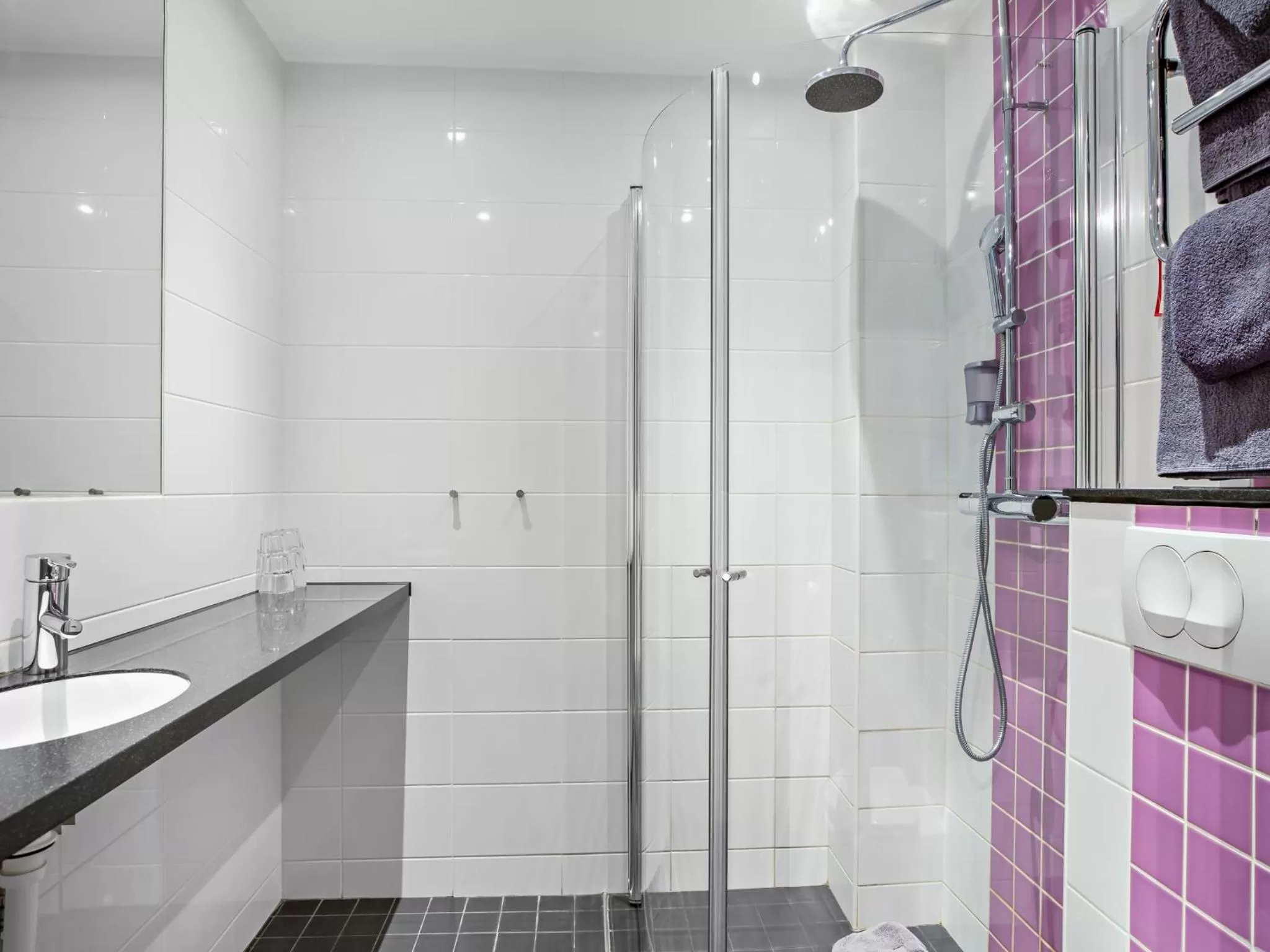 Bathroom in Connect Hotel City