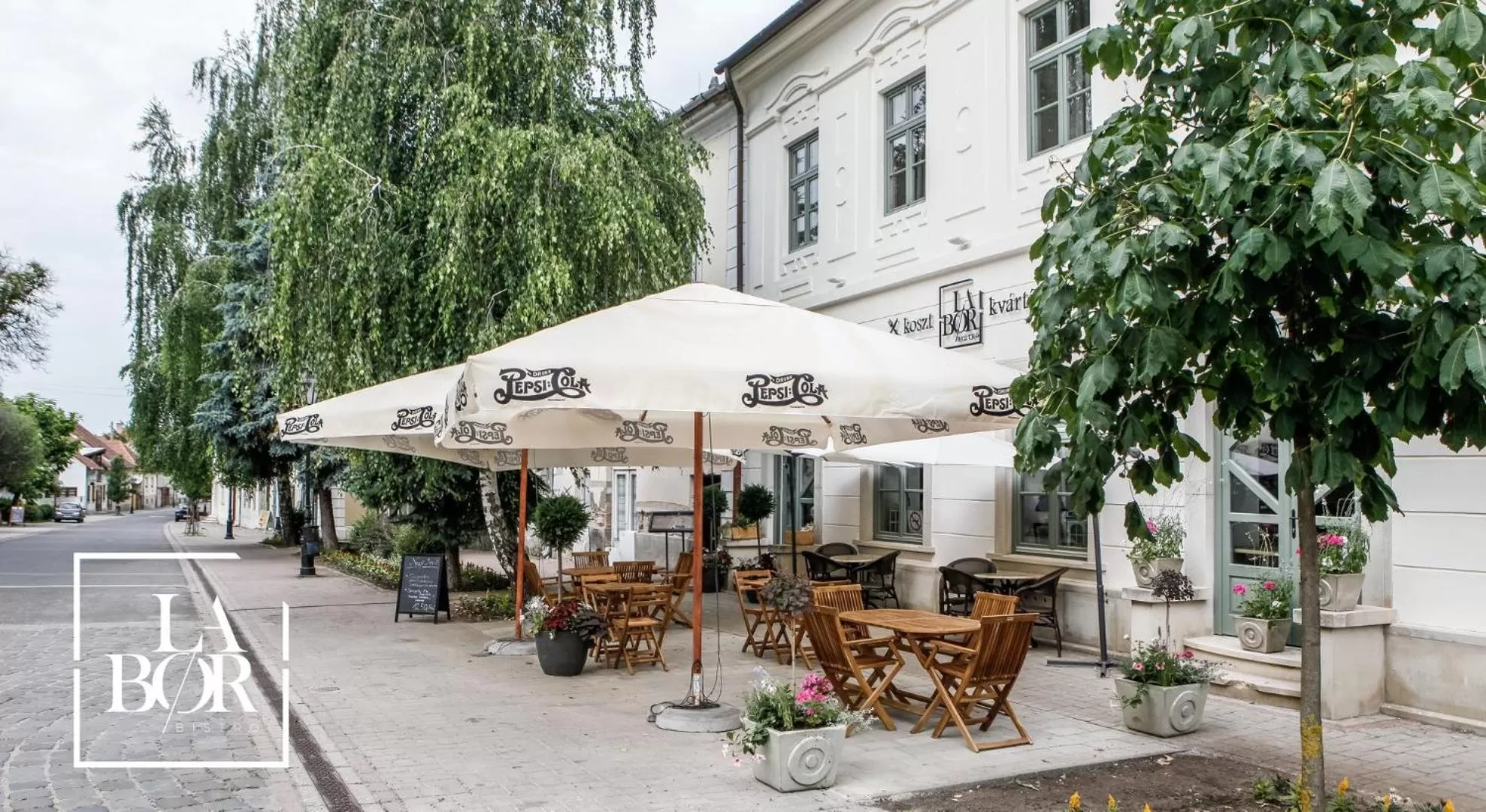 Property building in LaBor Kvártély