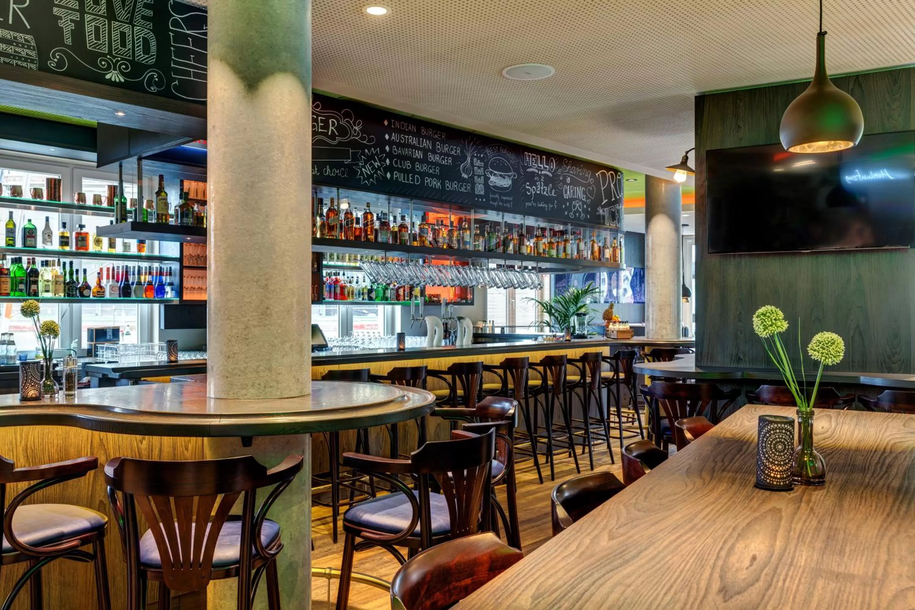 Lounge or bar in ibis Styles Tuebingen