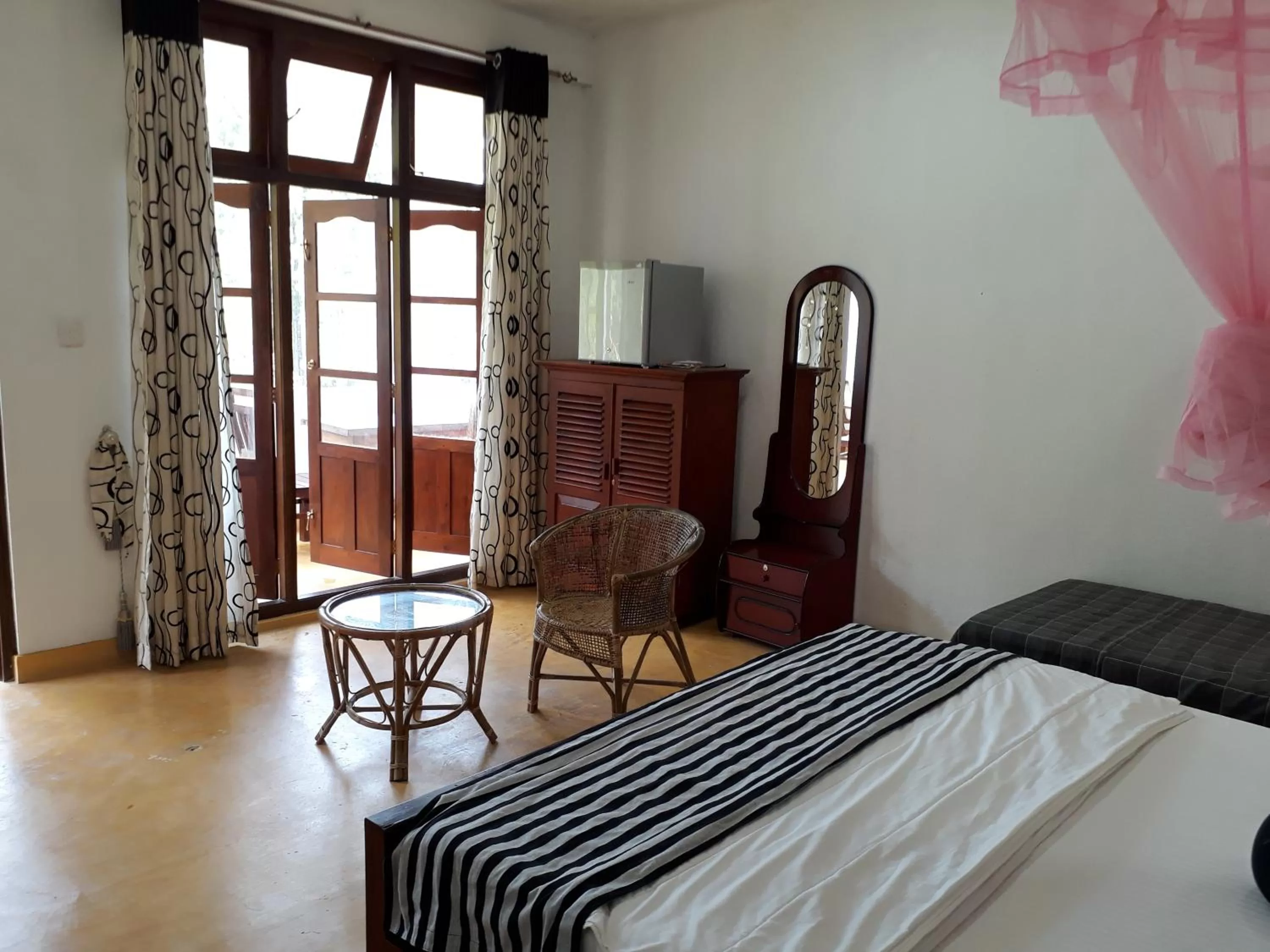 Bed in The Blue View Ella