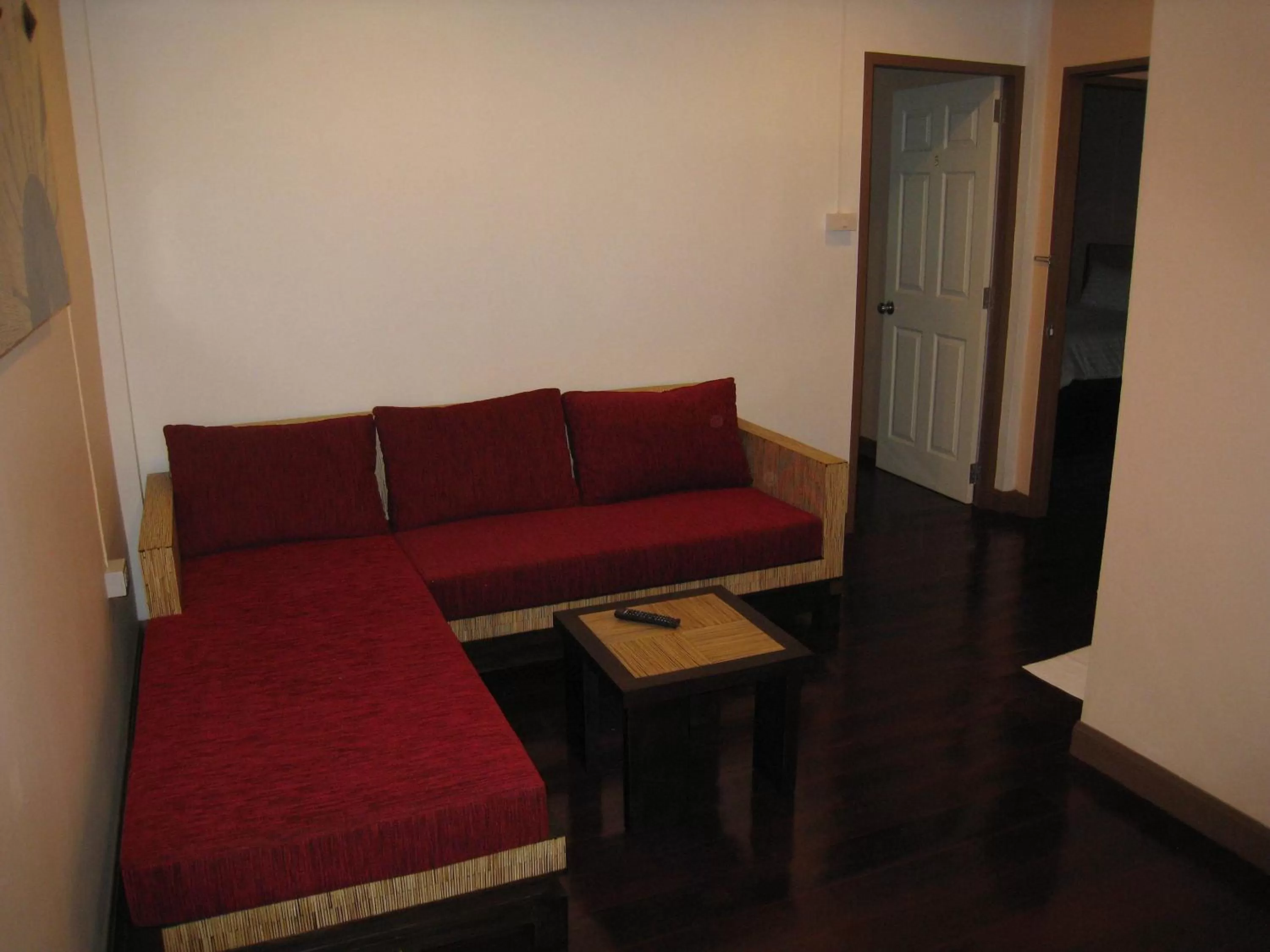 Living room, Seating Area in Baan Glang Soi