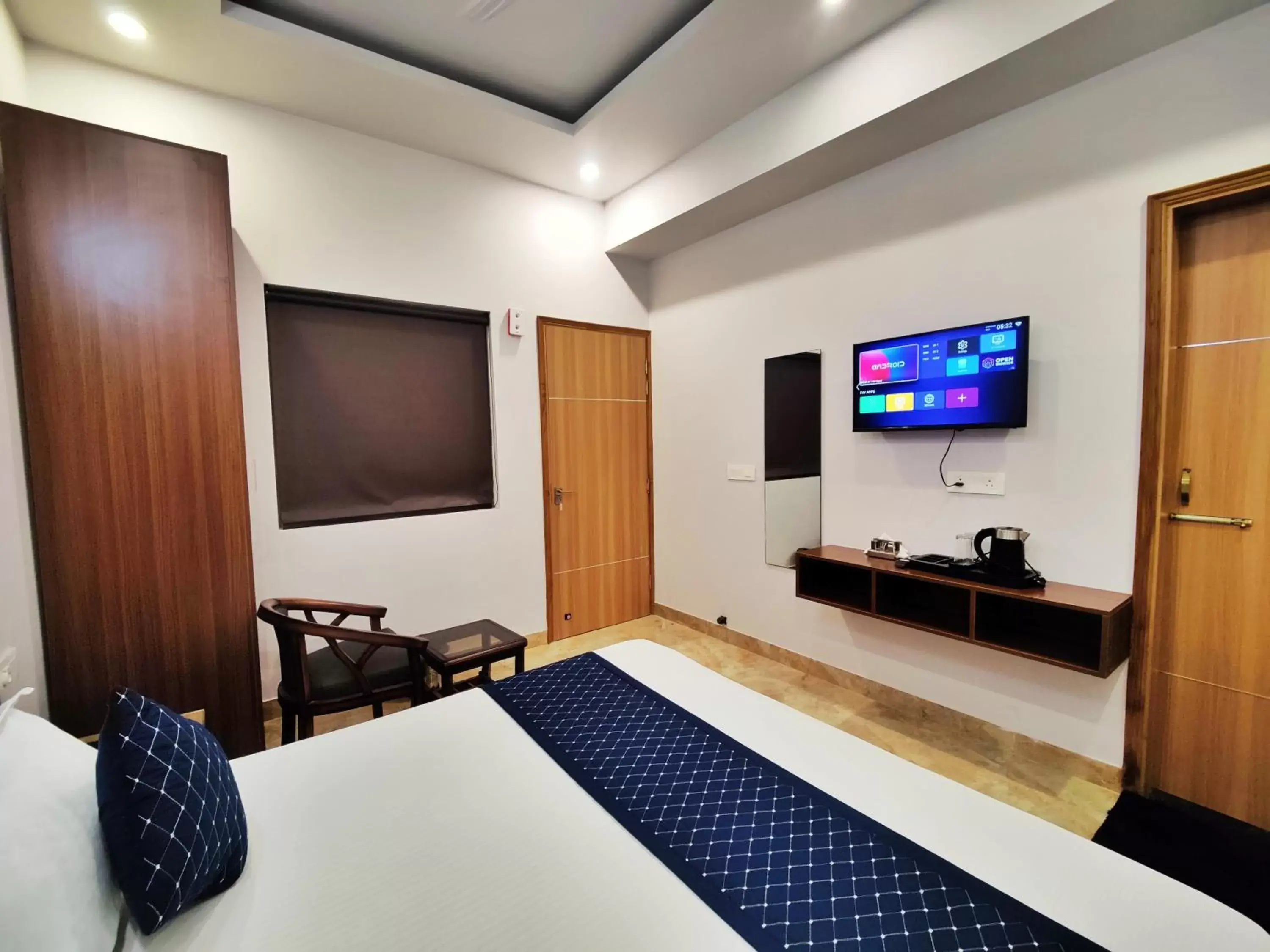 Standard Double Room in Hotel Park Hills Standard Double Room in Hotel Park Hills