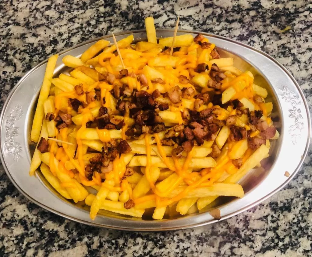 Restaurant/places to eat in Bento palace hotel