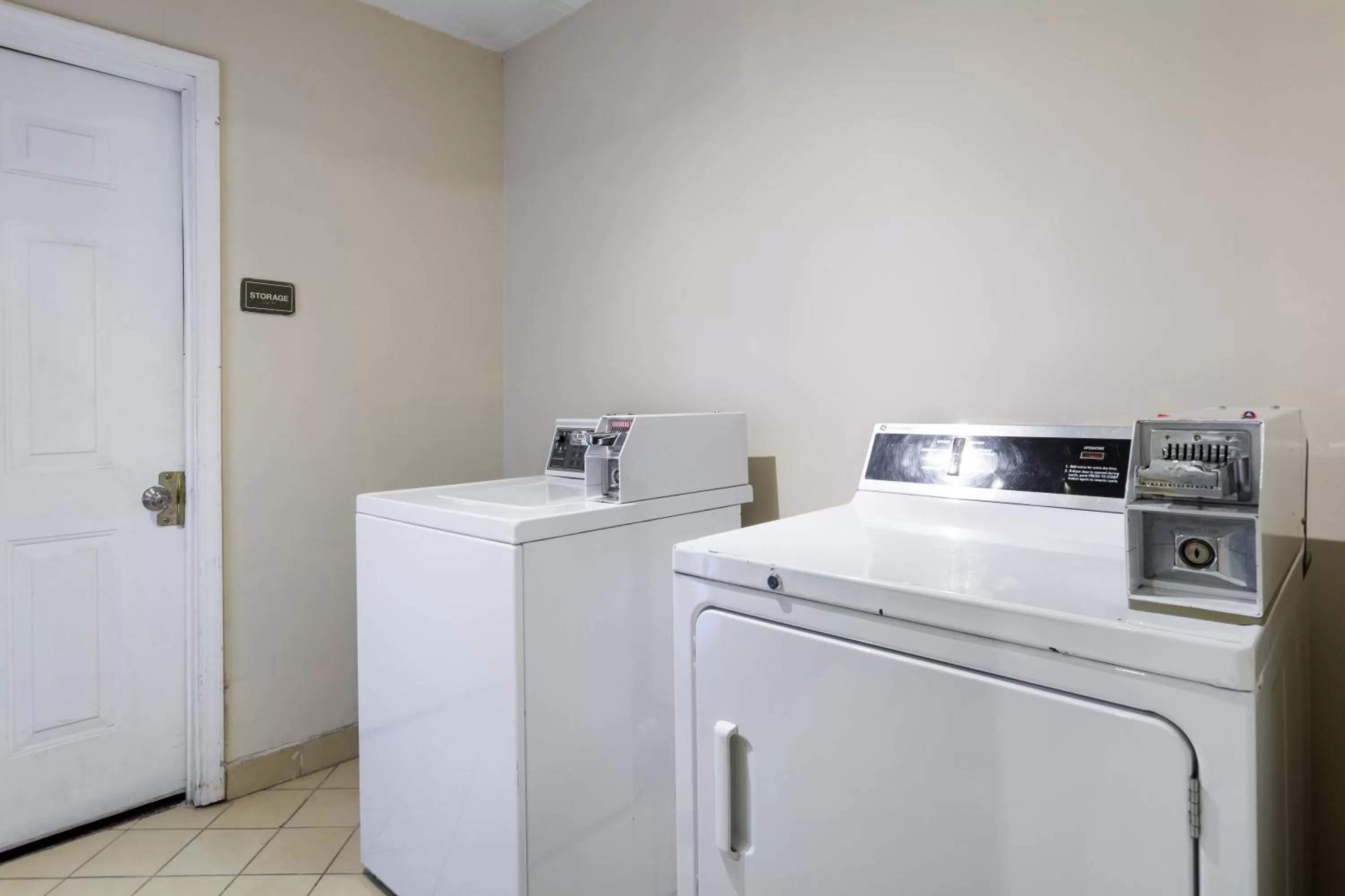 Other in Red Roof Inn Carrollton