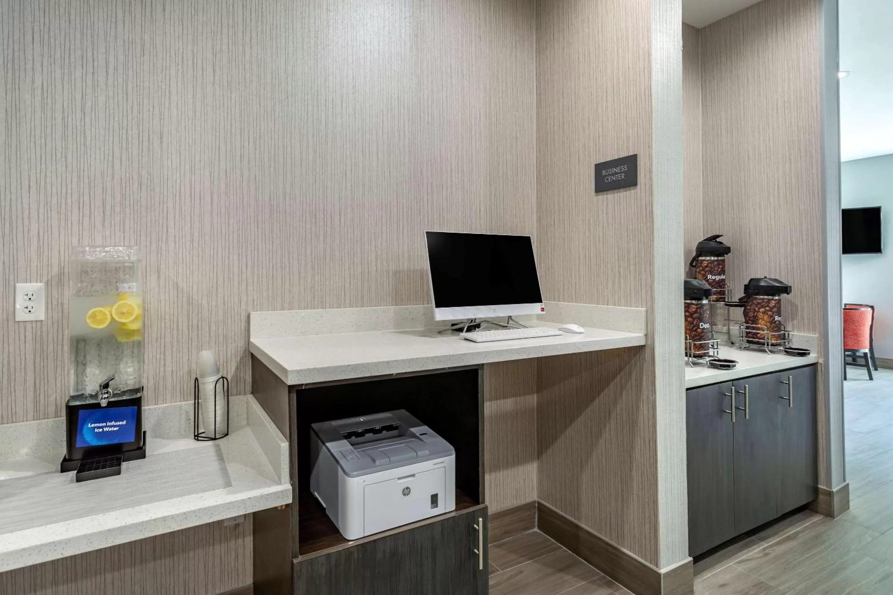 Business facilities in Comfort Inn & Suites Olive Branch - Memphis South
