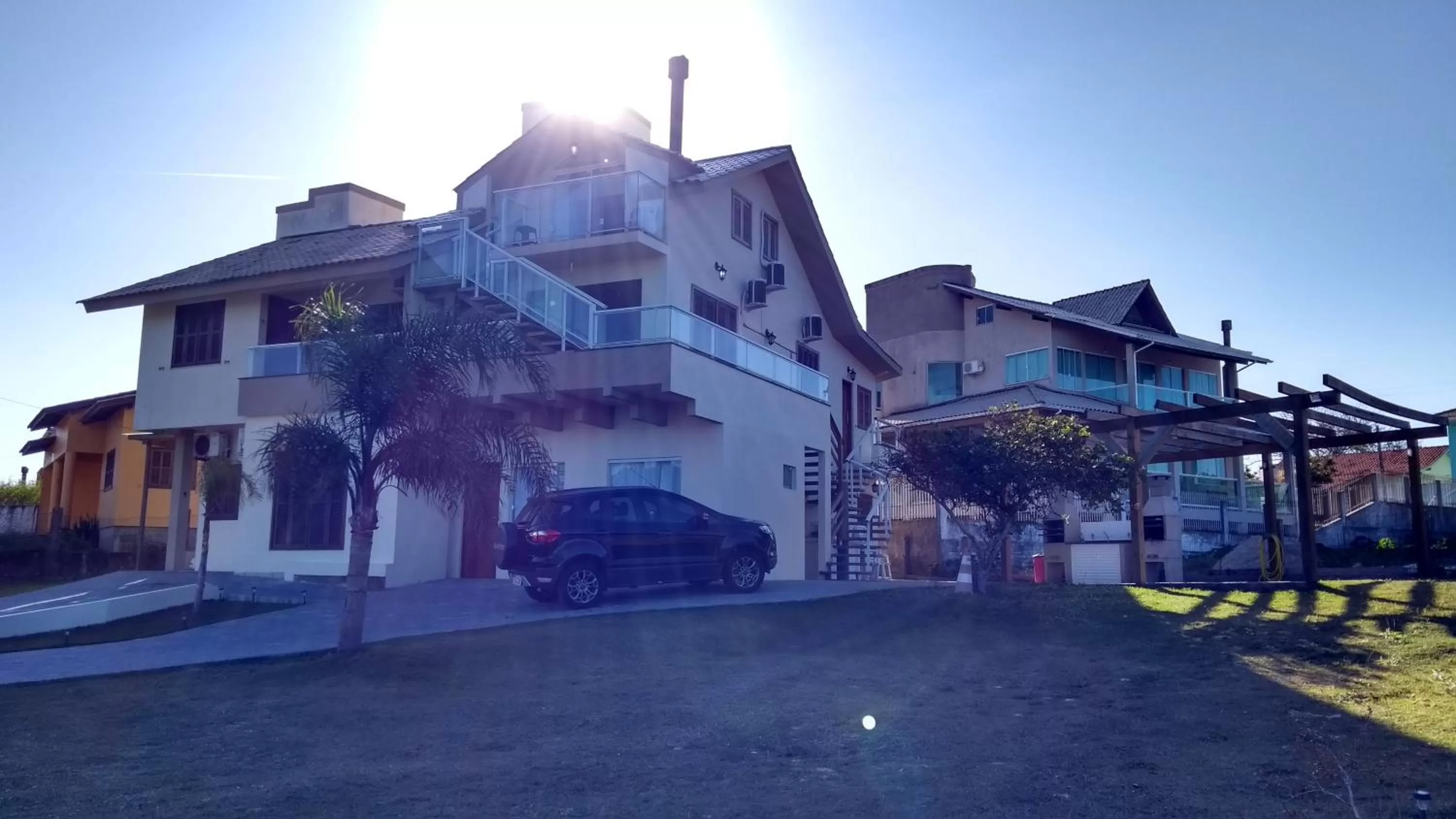 Facade/entrance in Casa da Marilú