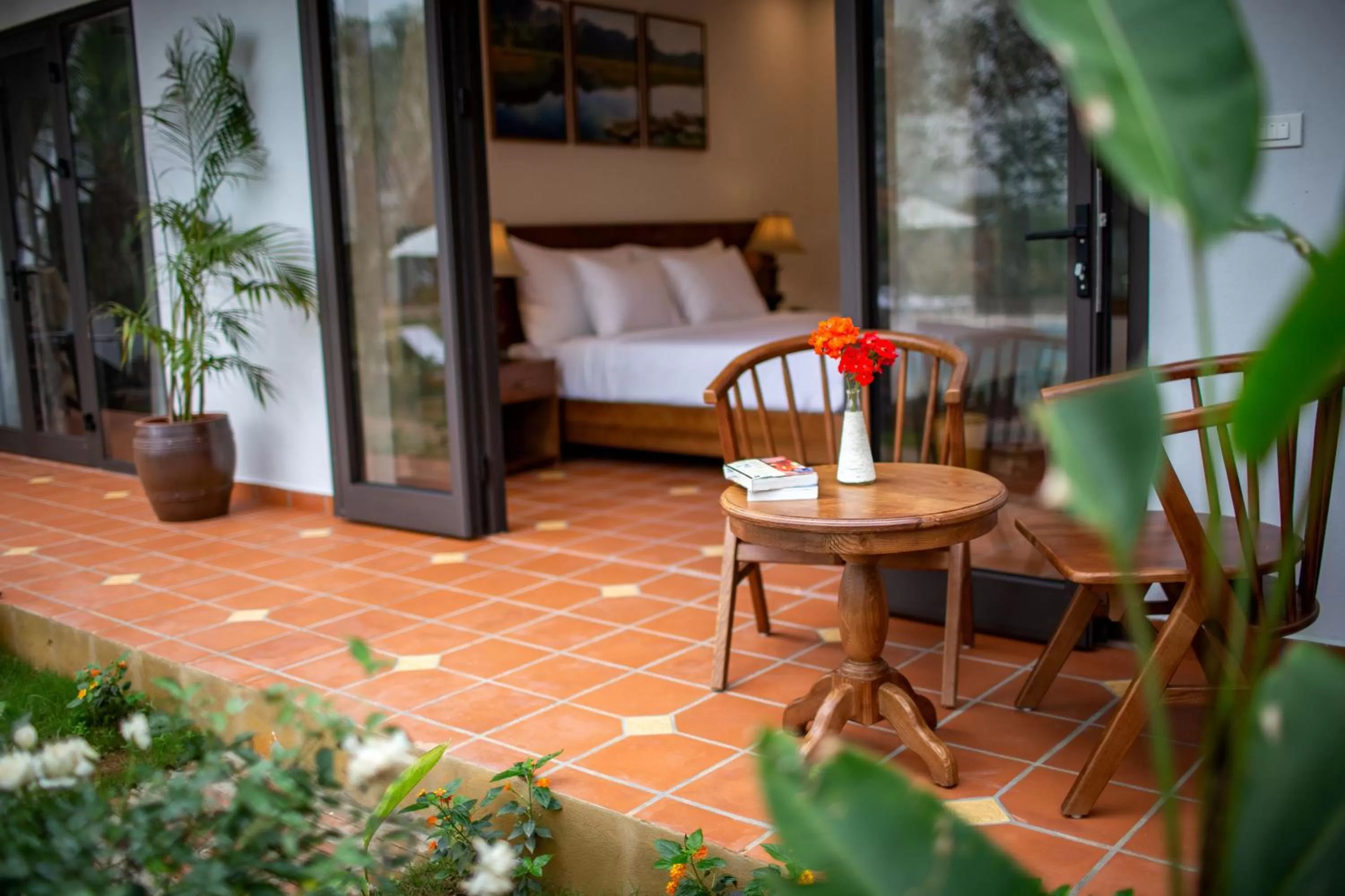 Patio in Bai Dinh Garden Resort & Spa