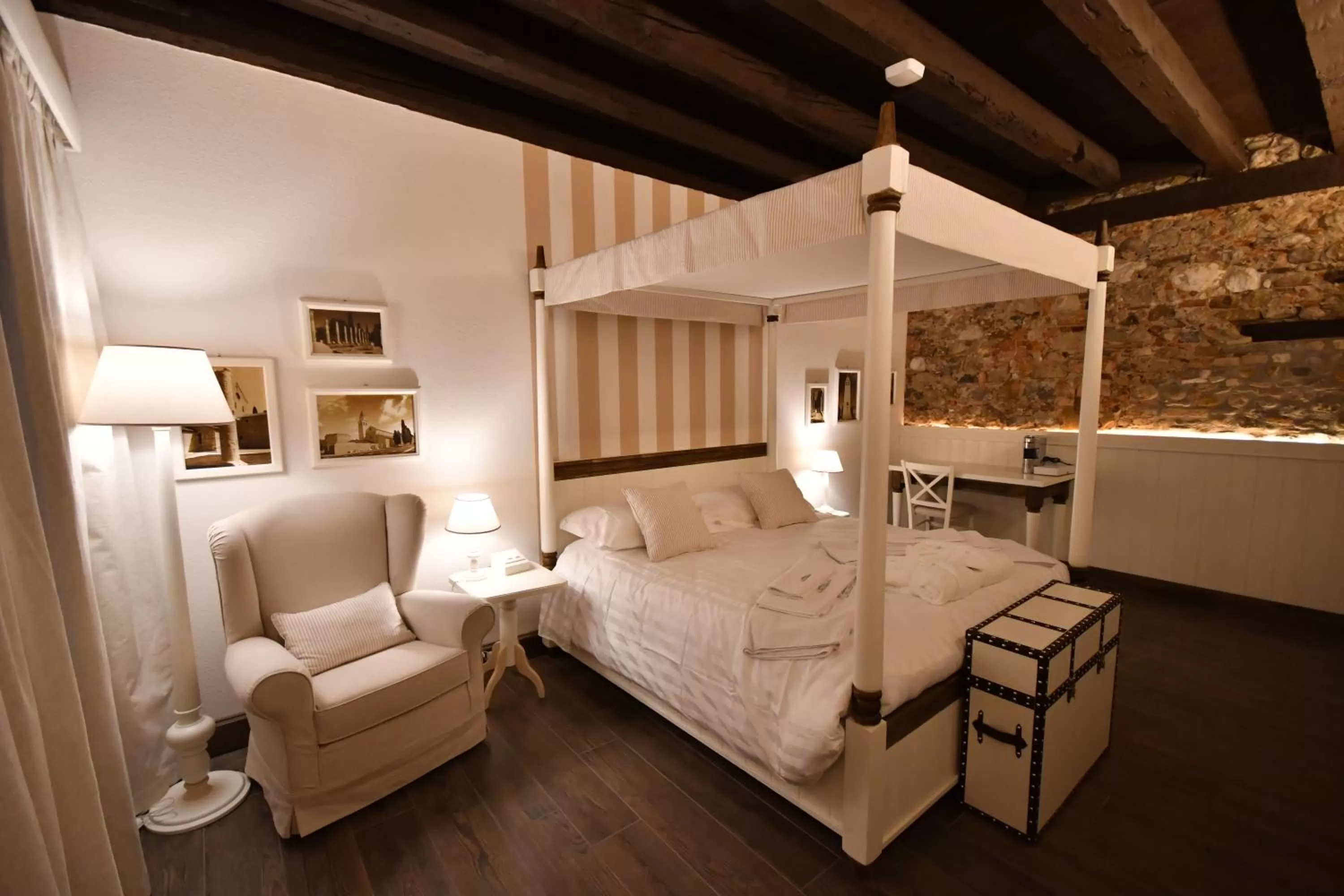 Photo of the whole room, Bed in Al Palazzetto