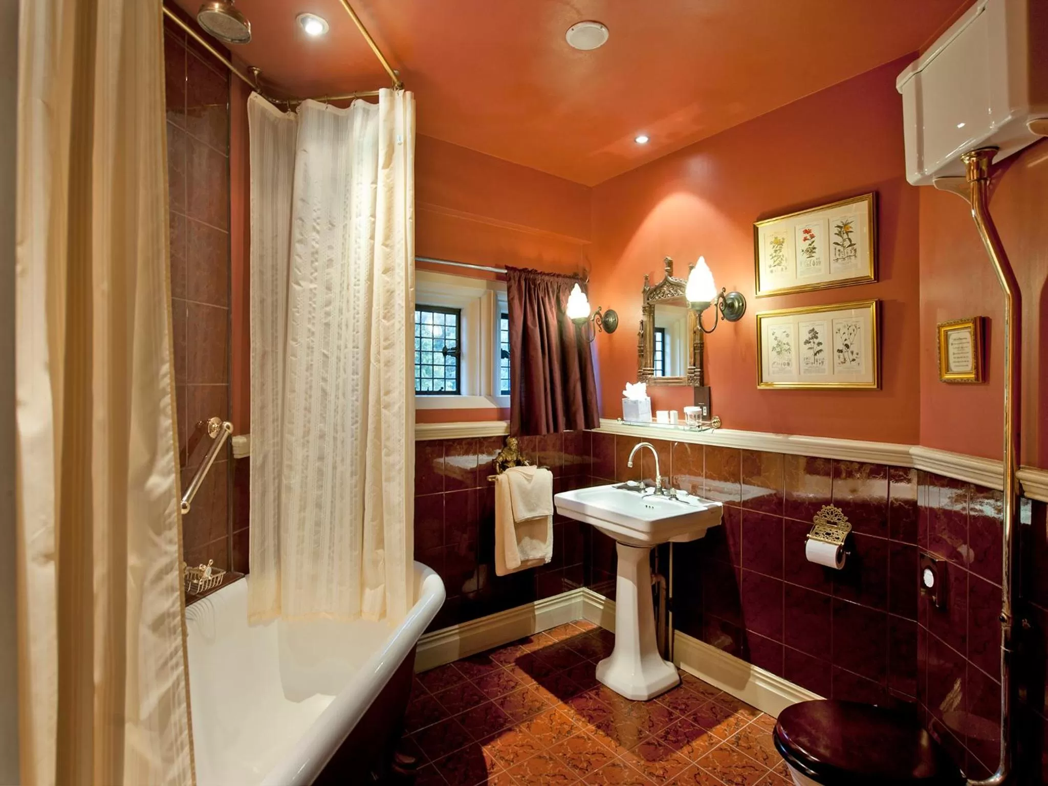 Bathroom in Coombe Abbey Hotel