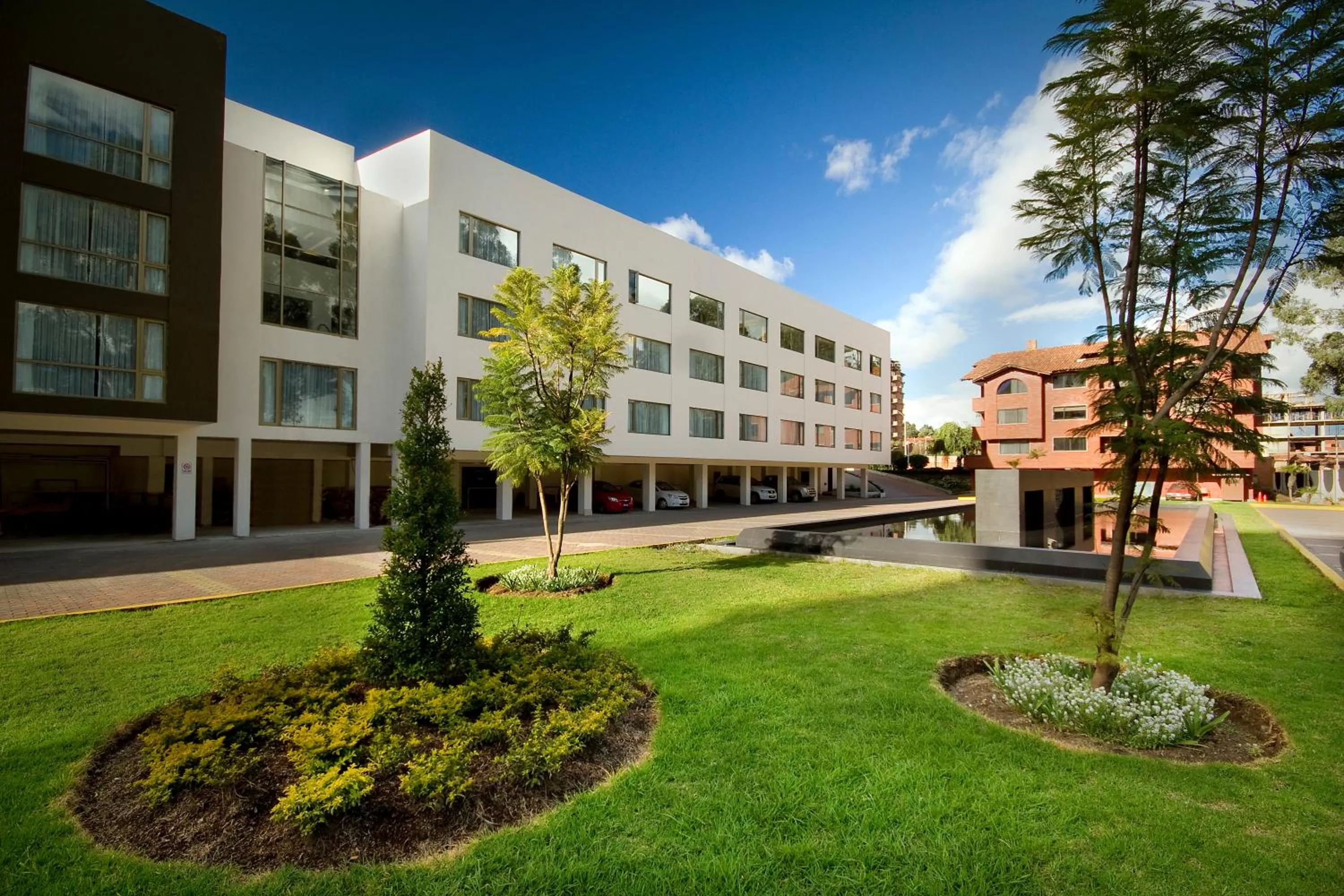 Facade/entrance in Oro Verde Cuenca