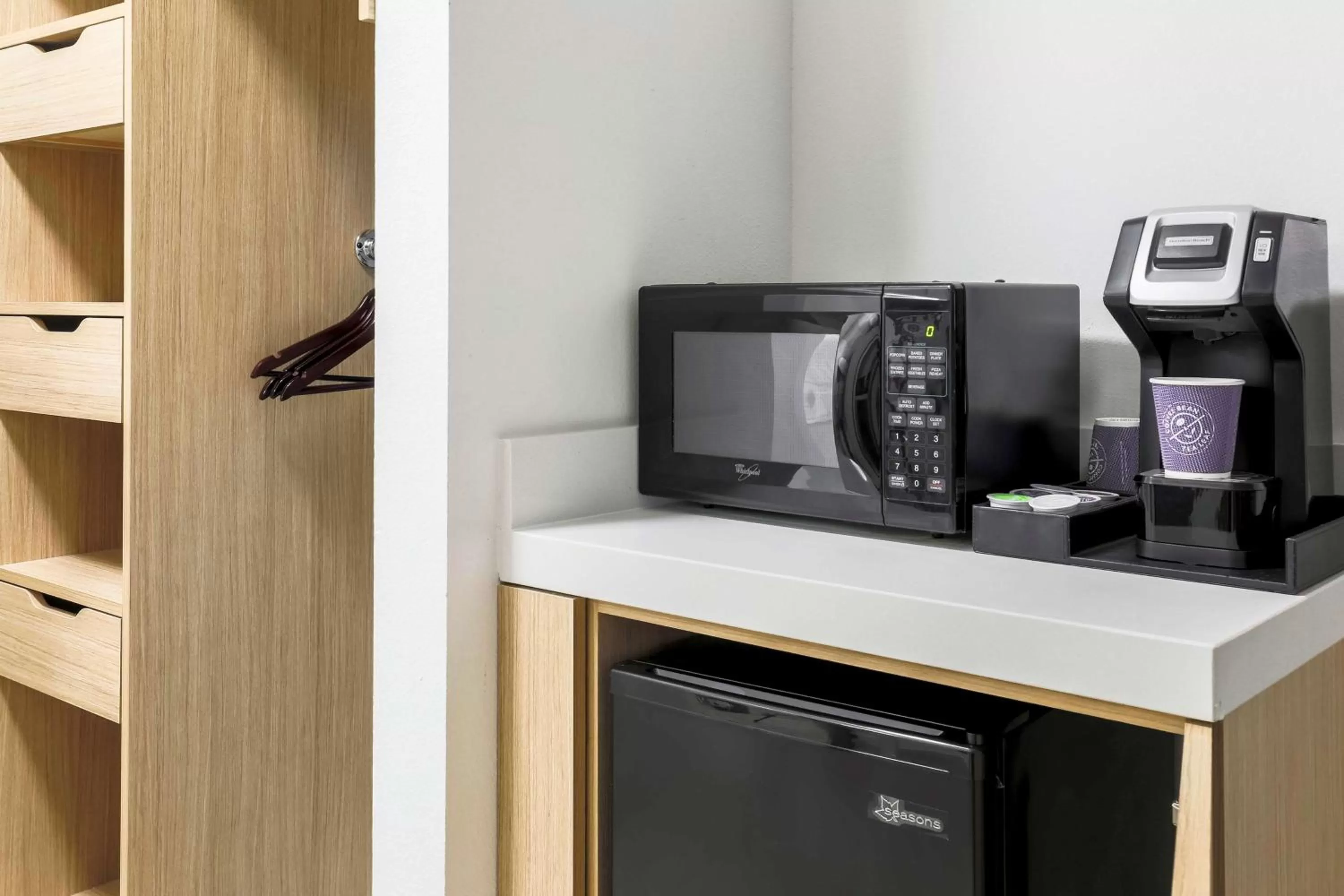 Photo of the whole room in Hilton Garden Inn Tulsa South