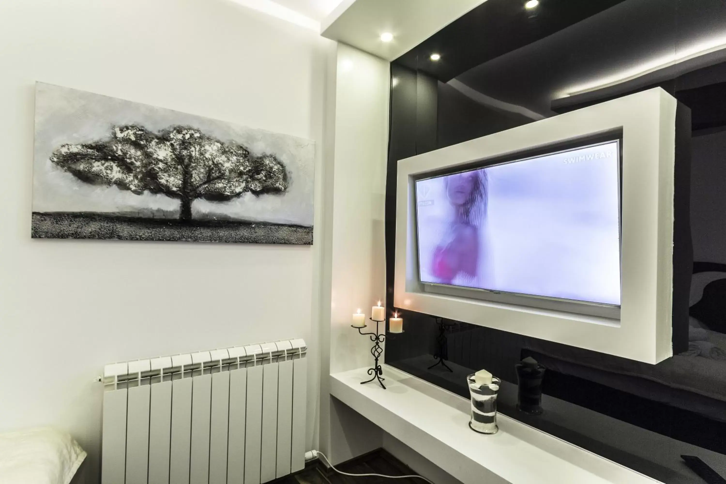 Economy Double Room - Basement with no window in Madison - Square Sava Economy Double Room - Basement with no window in Madison - Square Sava