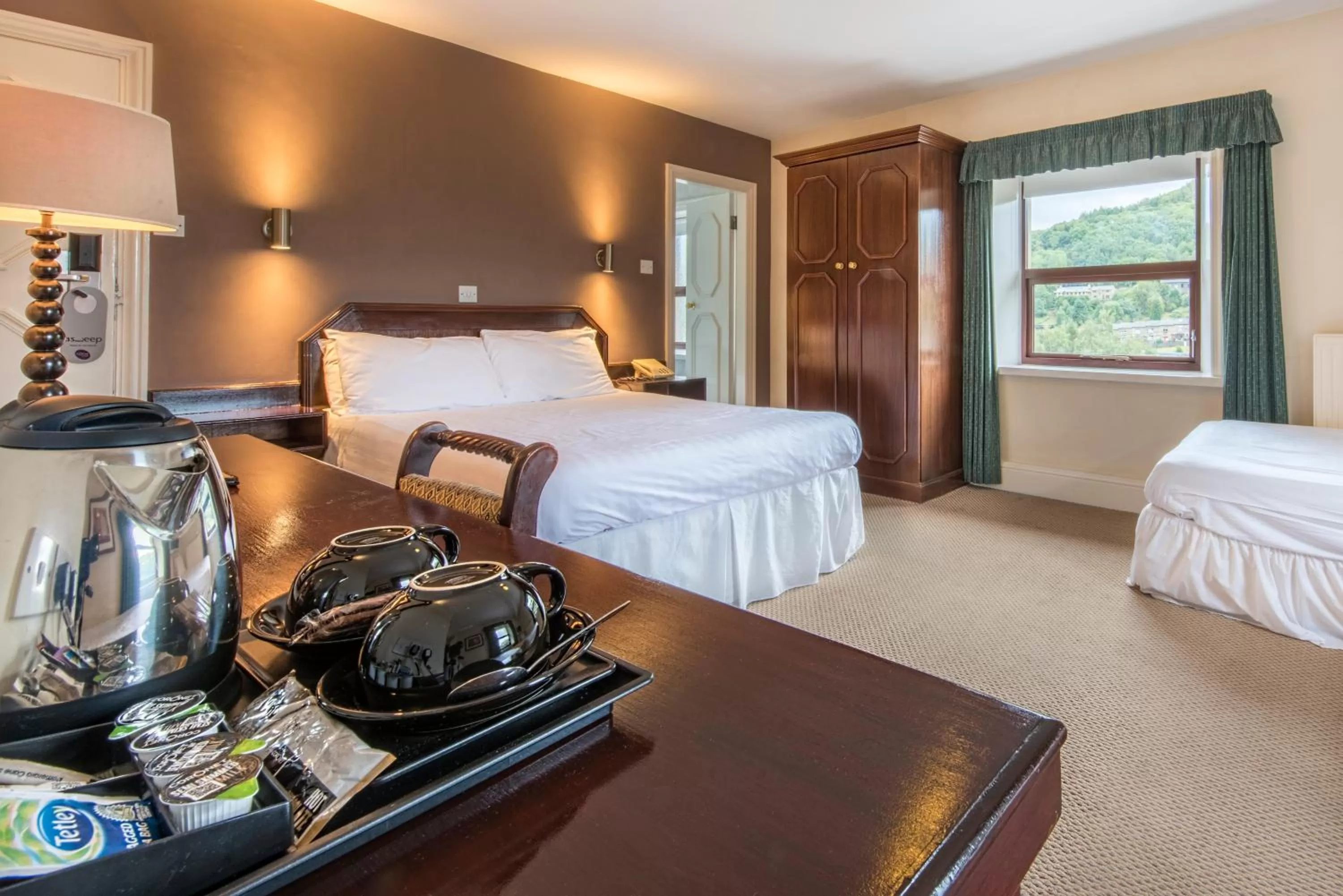 Coffee/tea facilities in The Imperial Crown Hotel