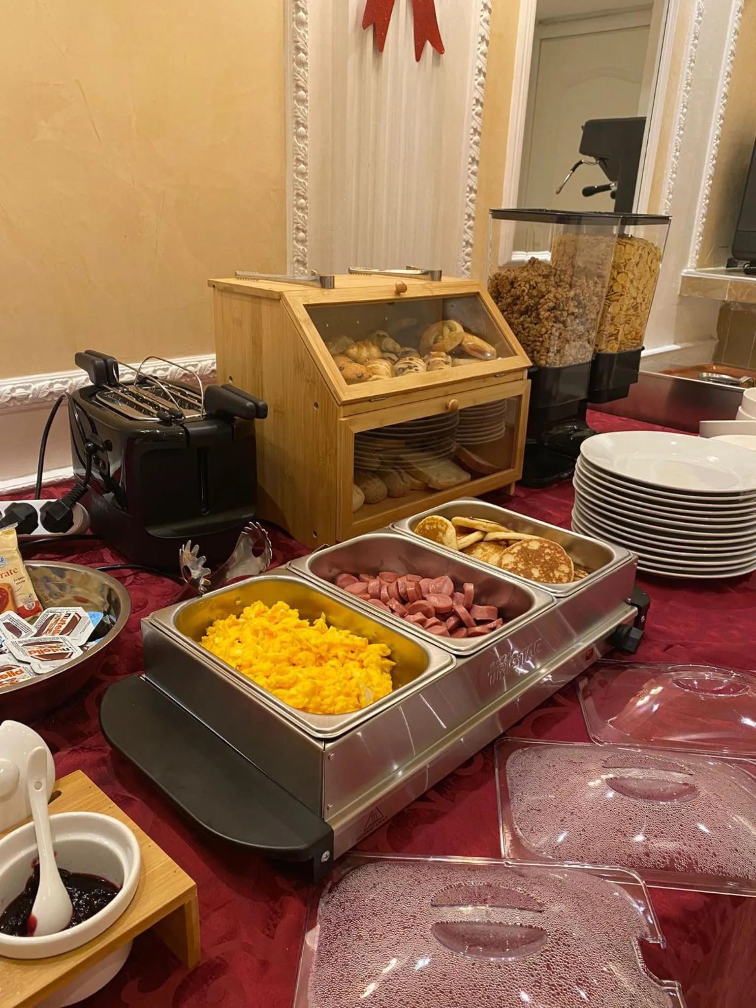 Breakfast in Hotel Erdarelli