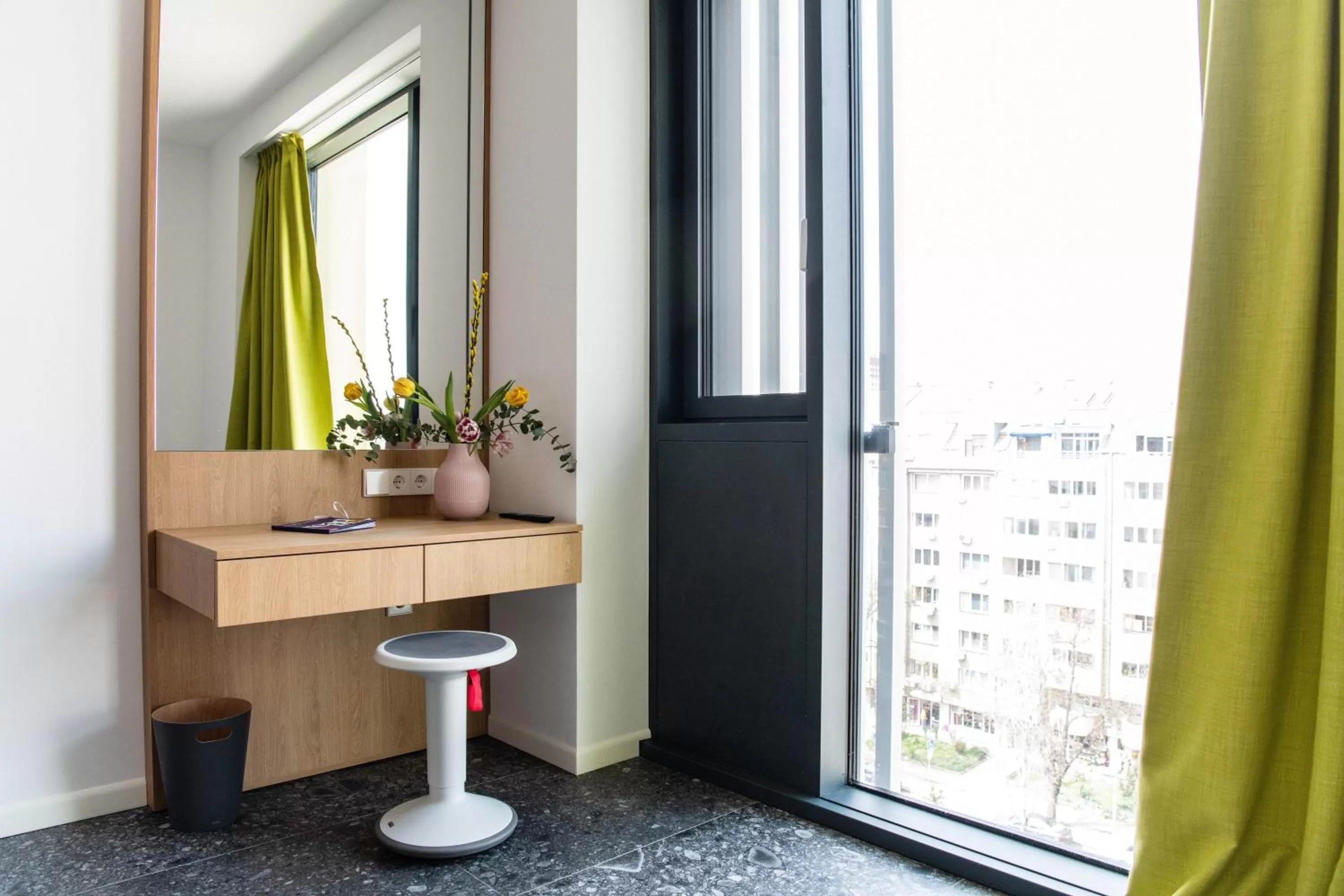 hair dresser in Hotel Kitchen59