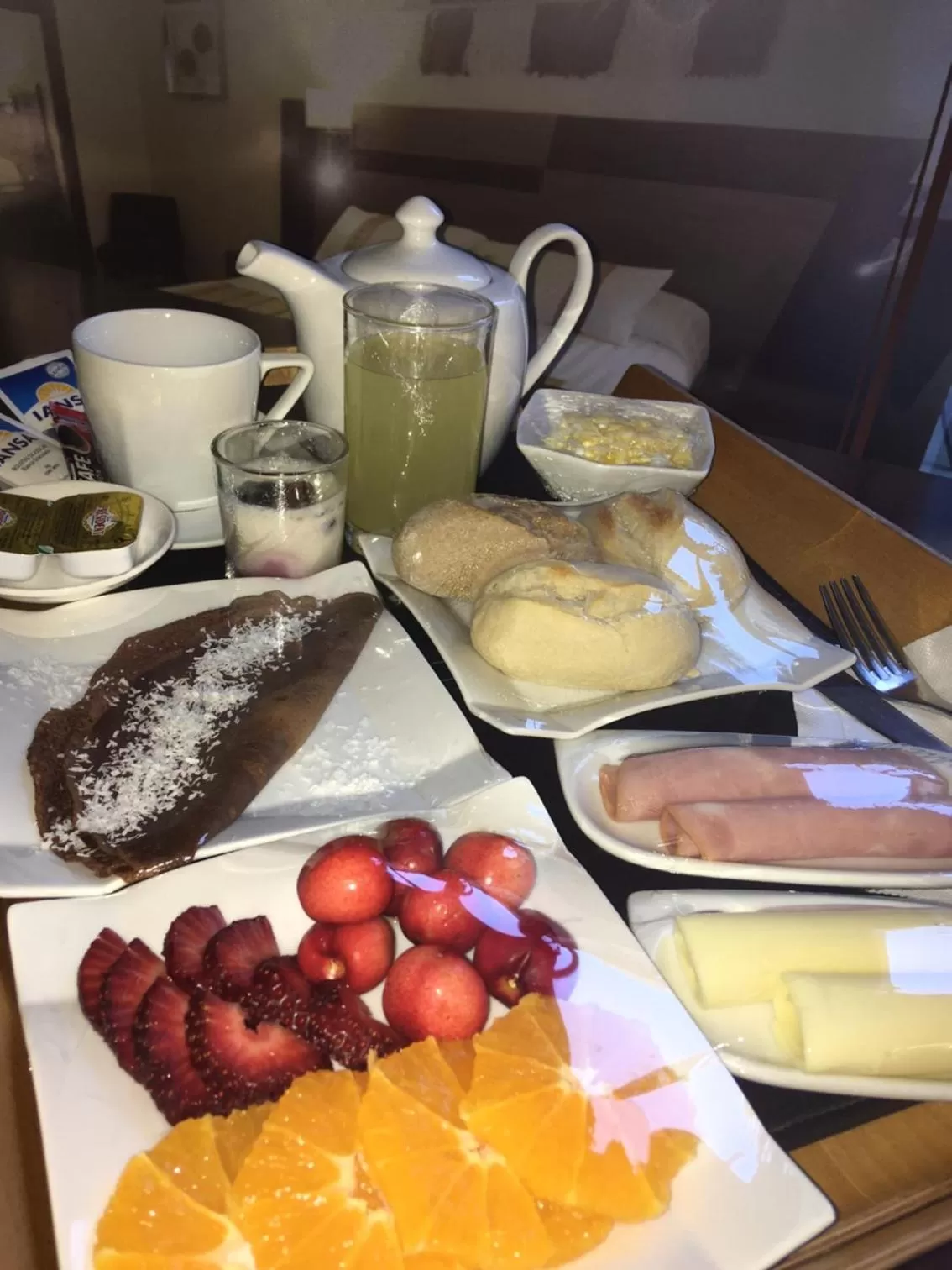 Breakfast in Hotel Boutique Reyall