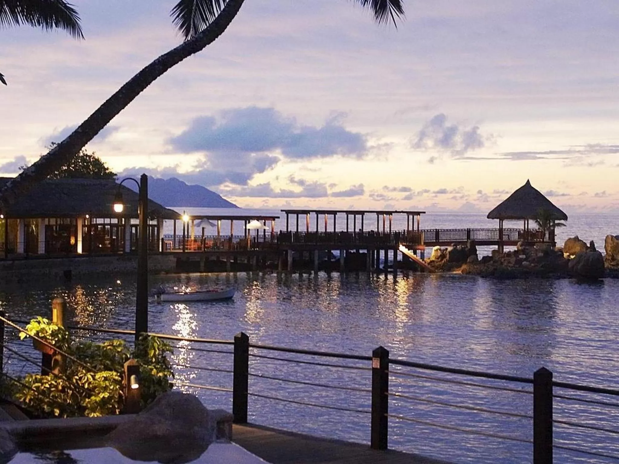Night in Fisherman's Cove Resort - closed for complete renovation - Visit our sister property STORY Seychelles for your stay