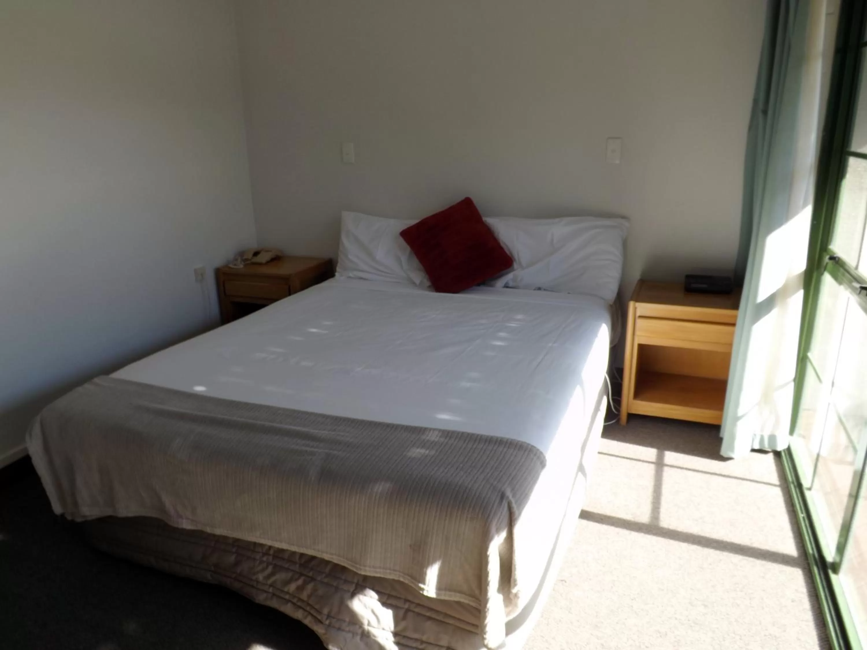 Bed in Karaka Tree Motel