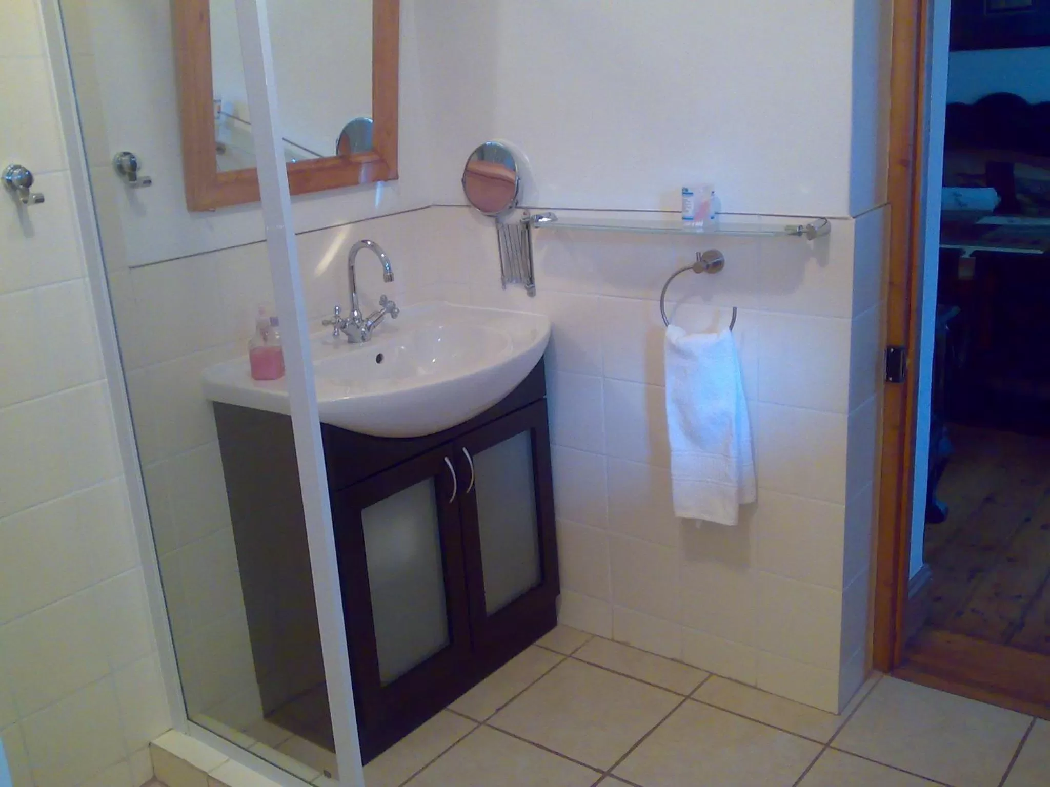 Bathroom in Thyme and Again Bed and Breakfast