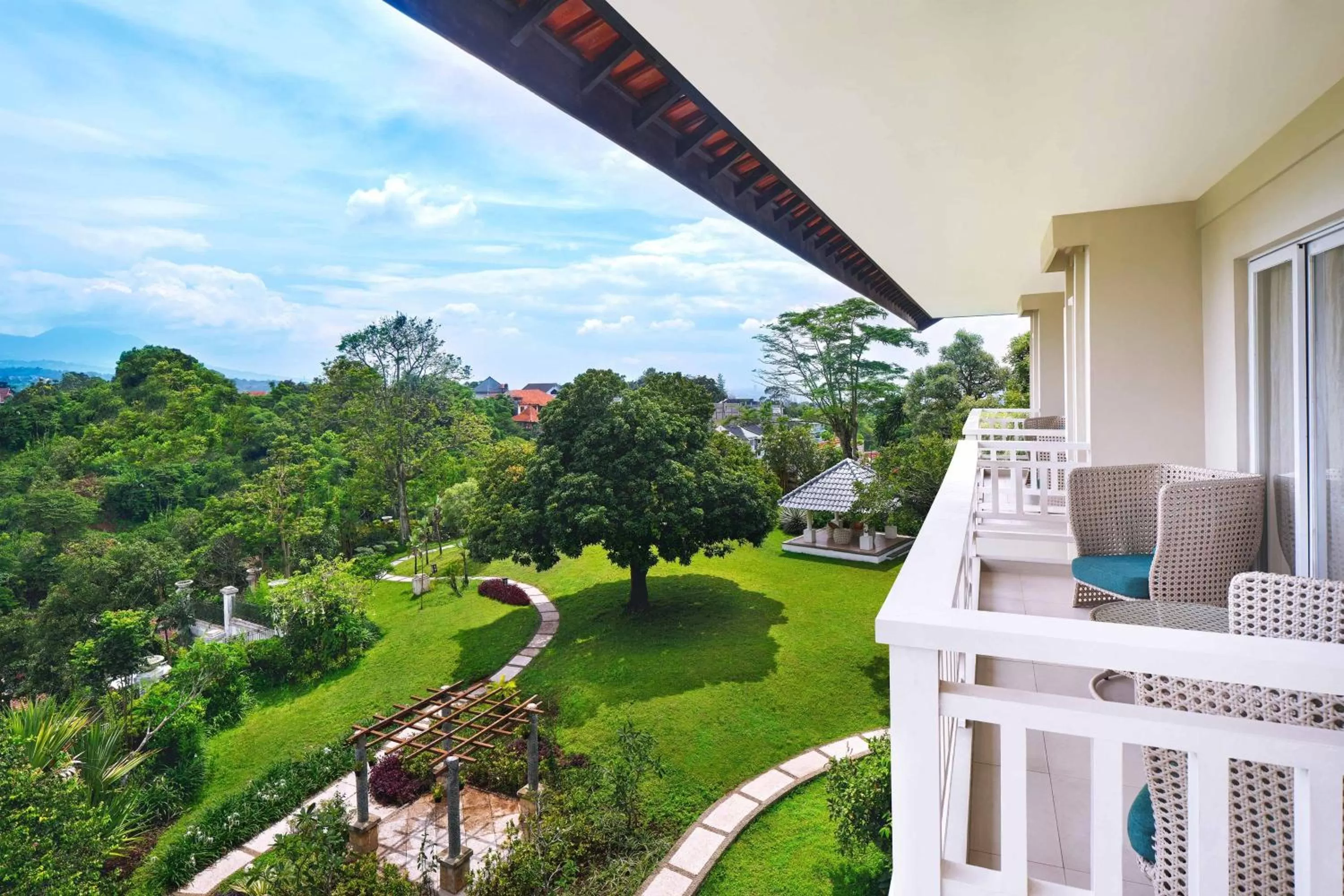 Photo of the whole room in Sheraton Bandung Hotel & Towers