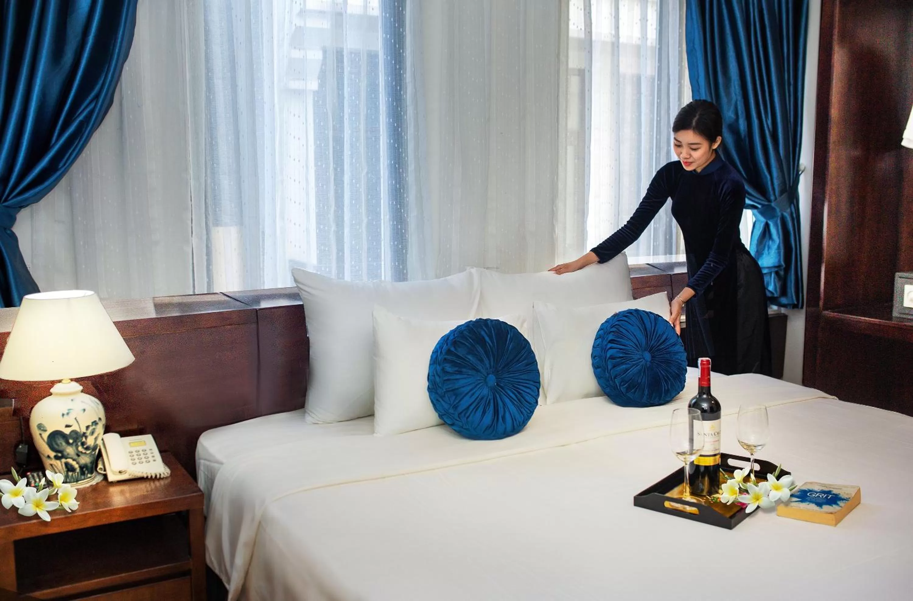 Bedroom, Bed in Aviary Hanoi Hotel & Travel