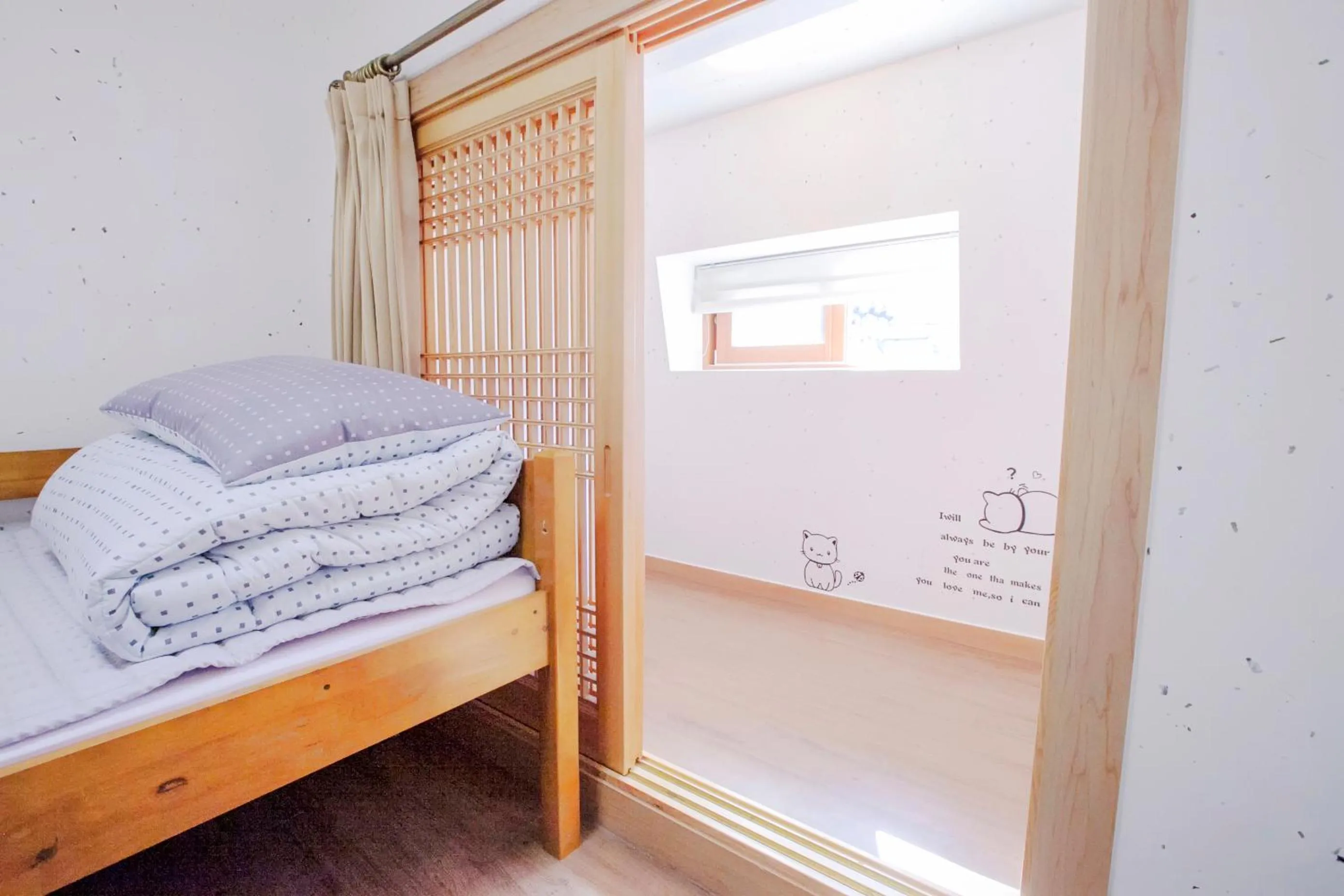 Bedroom, Bed in Cocoa Guesthouse